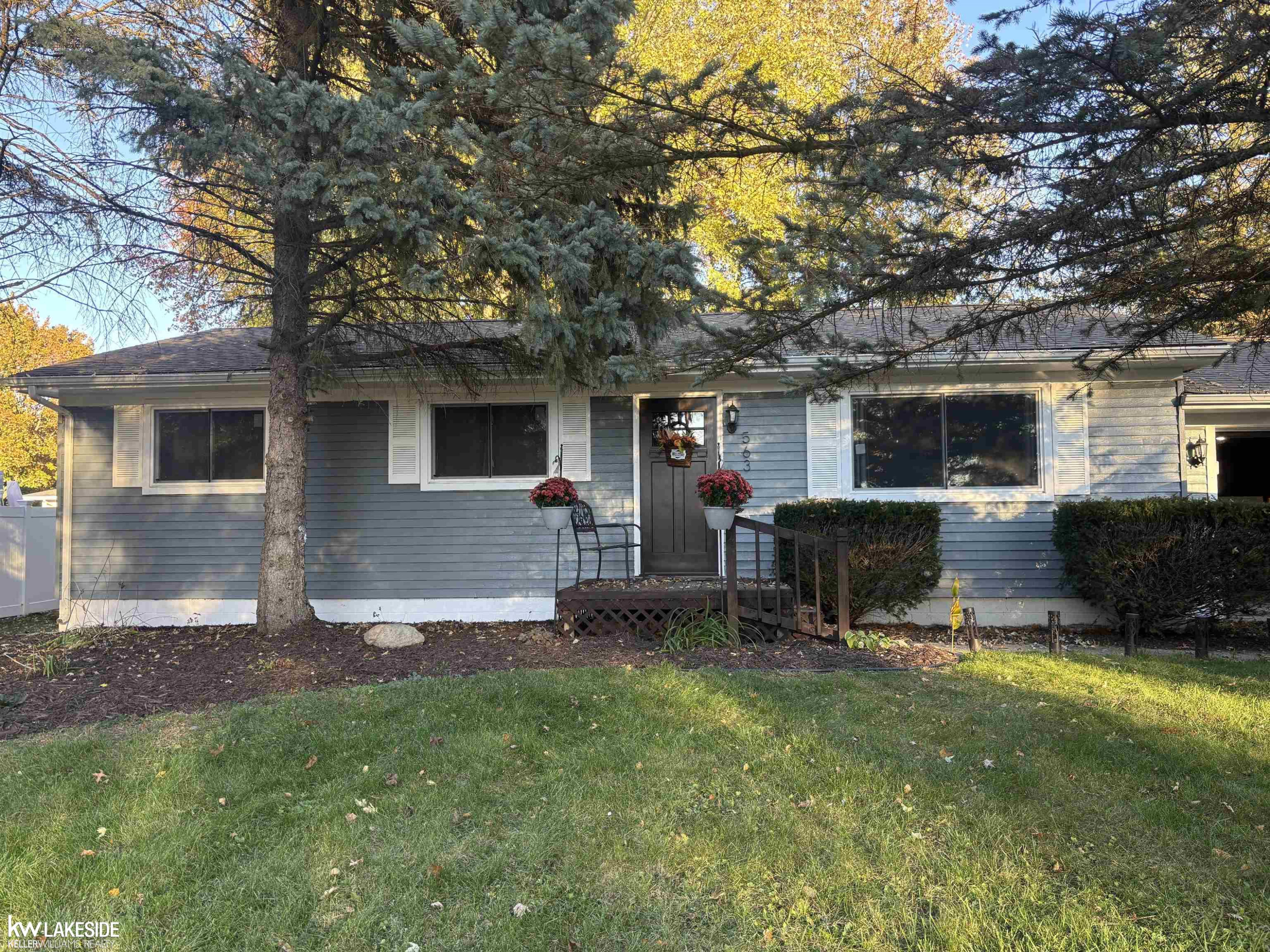 563 Metcalf Drive, Imlay City, MI 48444 — Photo 2