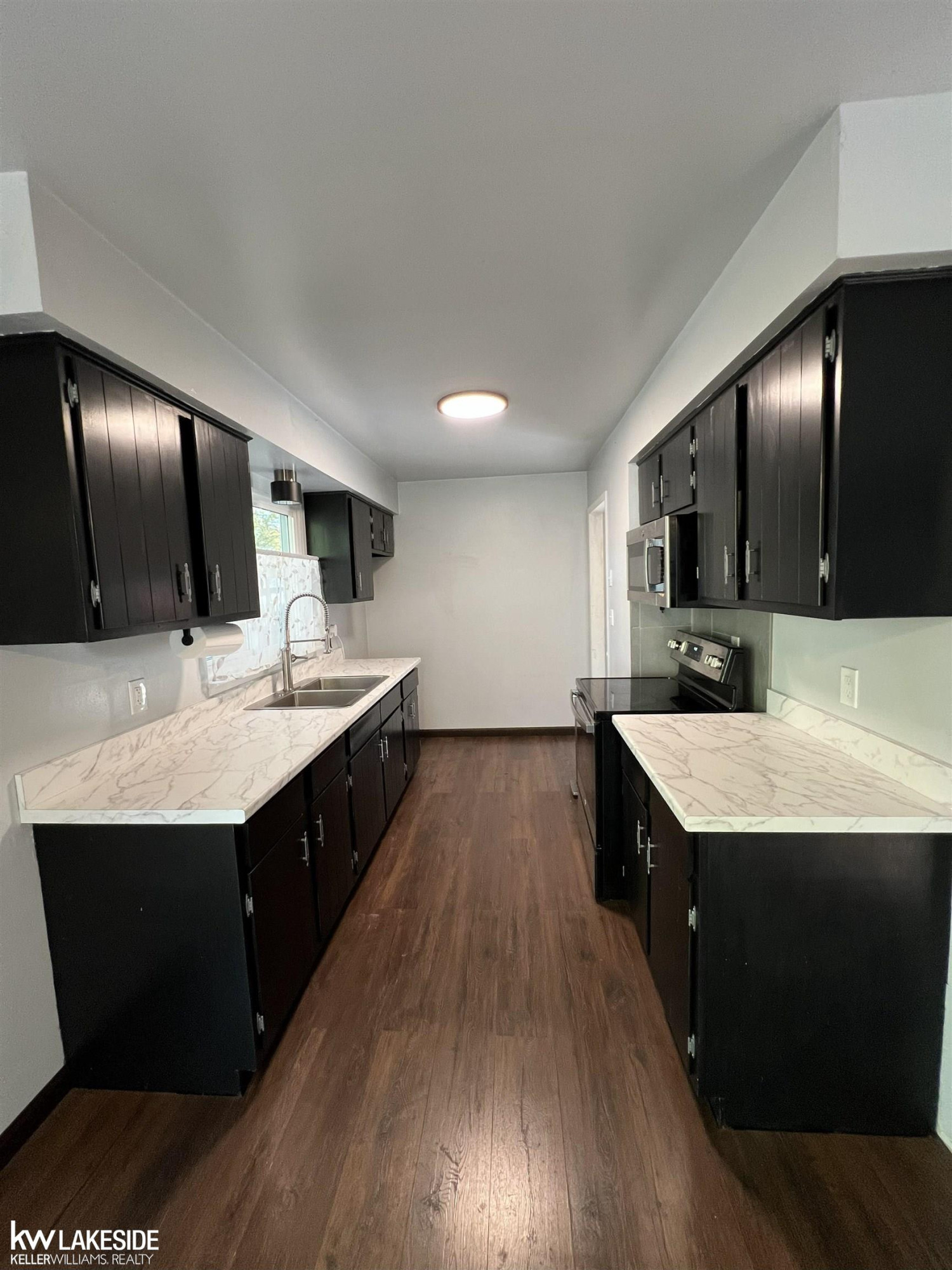 563 Metcalf Drive, Imlay City, MI 48444 — Photo 12