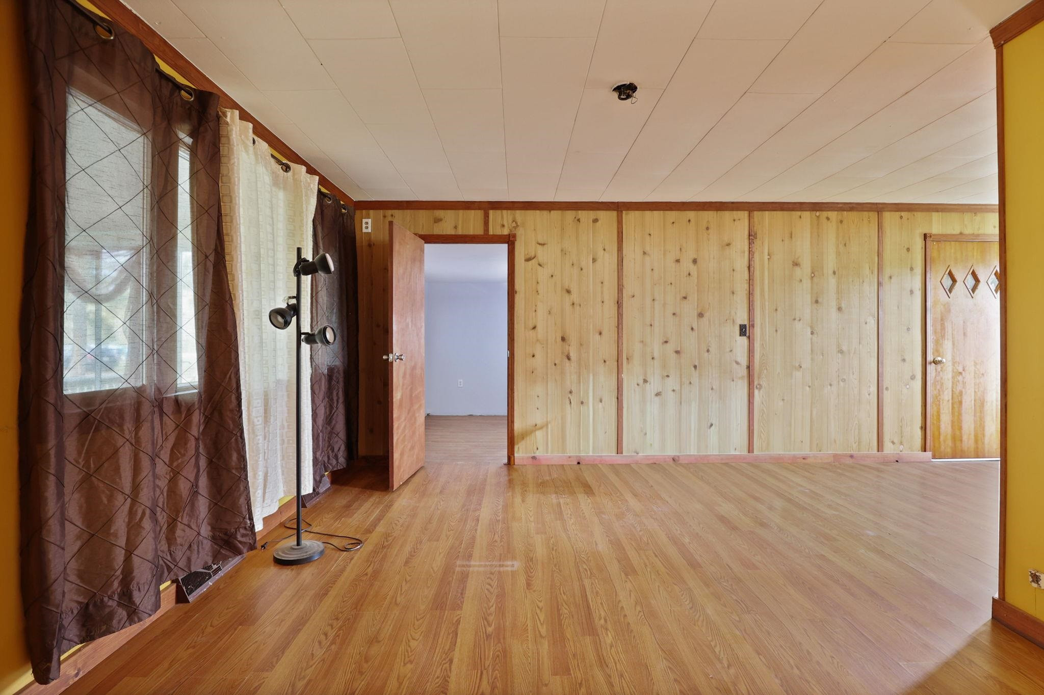5675 Oak Road, Vassar, MI 48768 — Photo 16