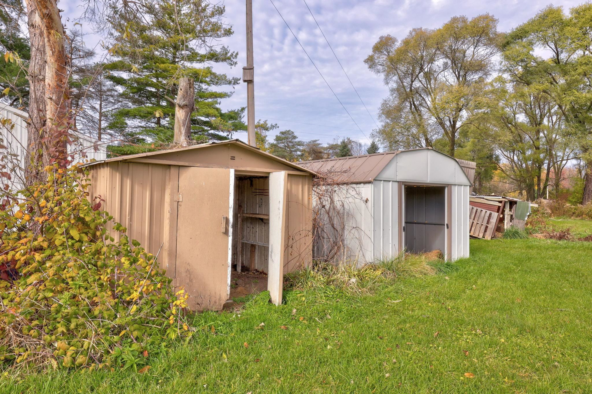 5675 Oak Road, Vassar, MI 48768 — Photo 33
