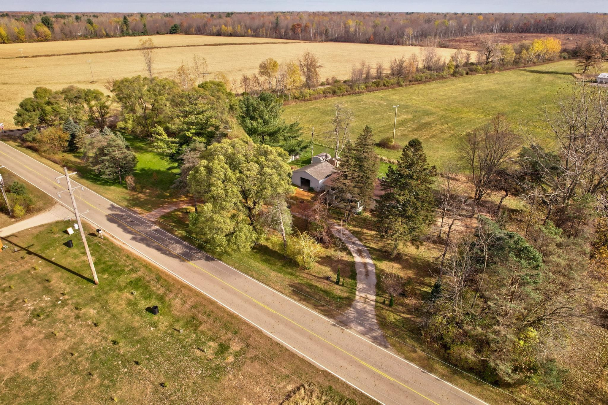 5675 Oak Road, Vassar, MI 48768 — Photo 37