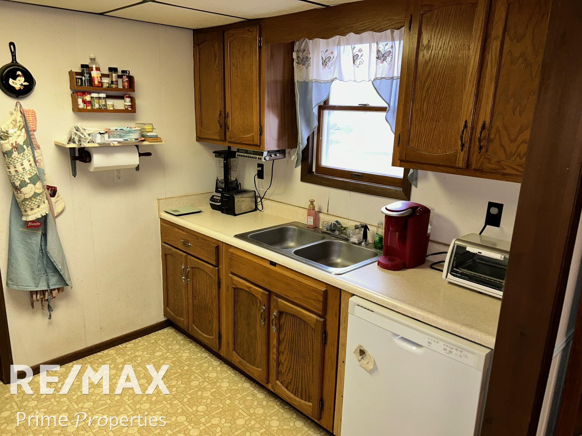 7152 Russell Street, MI 48437 — Photo 44