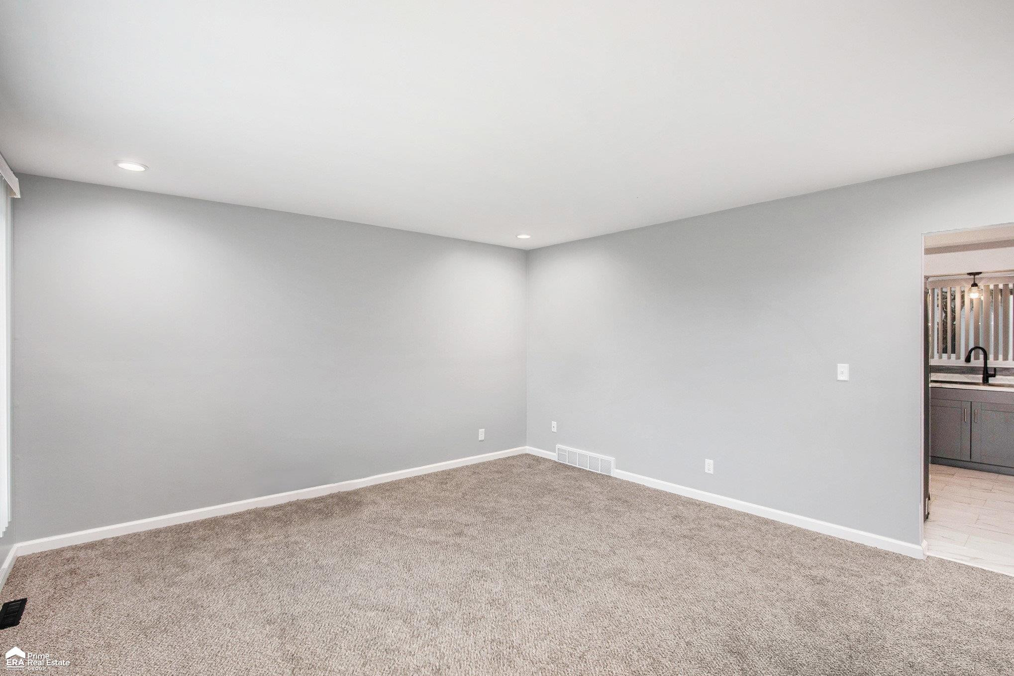 6553 N Lake Road, Otter Lake, MI 48464 — Photo 12