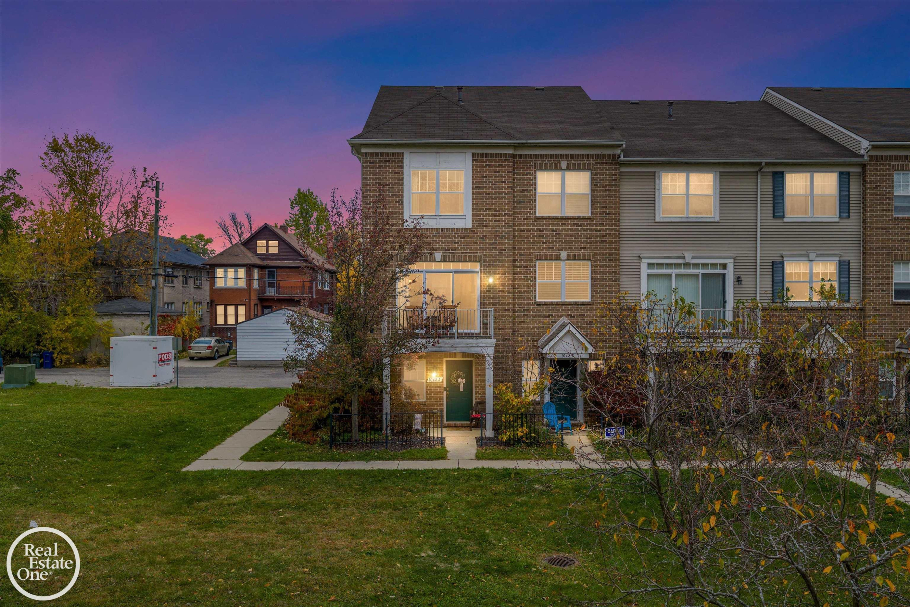 1048 Lakepointe Street, A, Grosse Pointe Park, MI 48230
