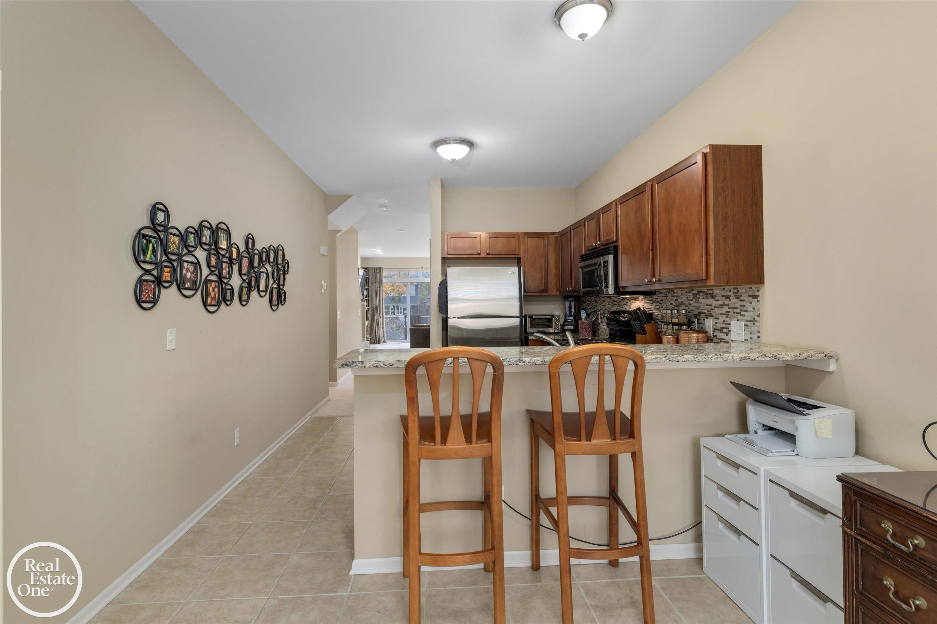 1048 Lakepointe Street, A, Grosse Pointe Park, MI 48230 — Photo 15