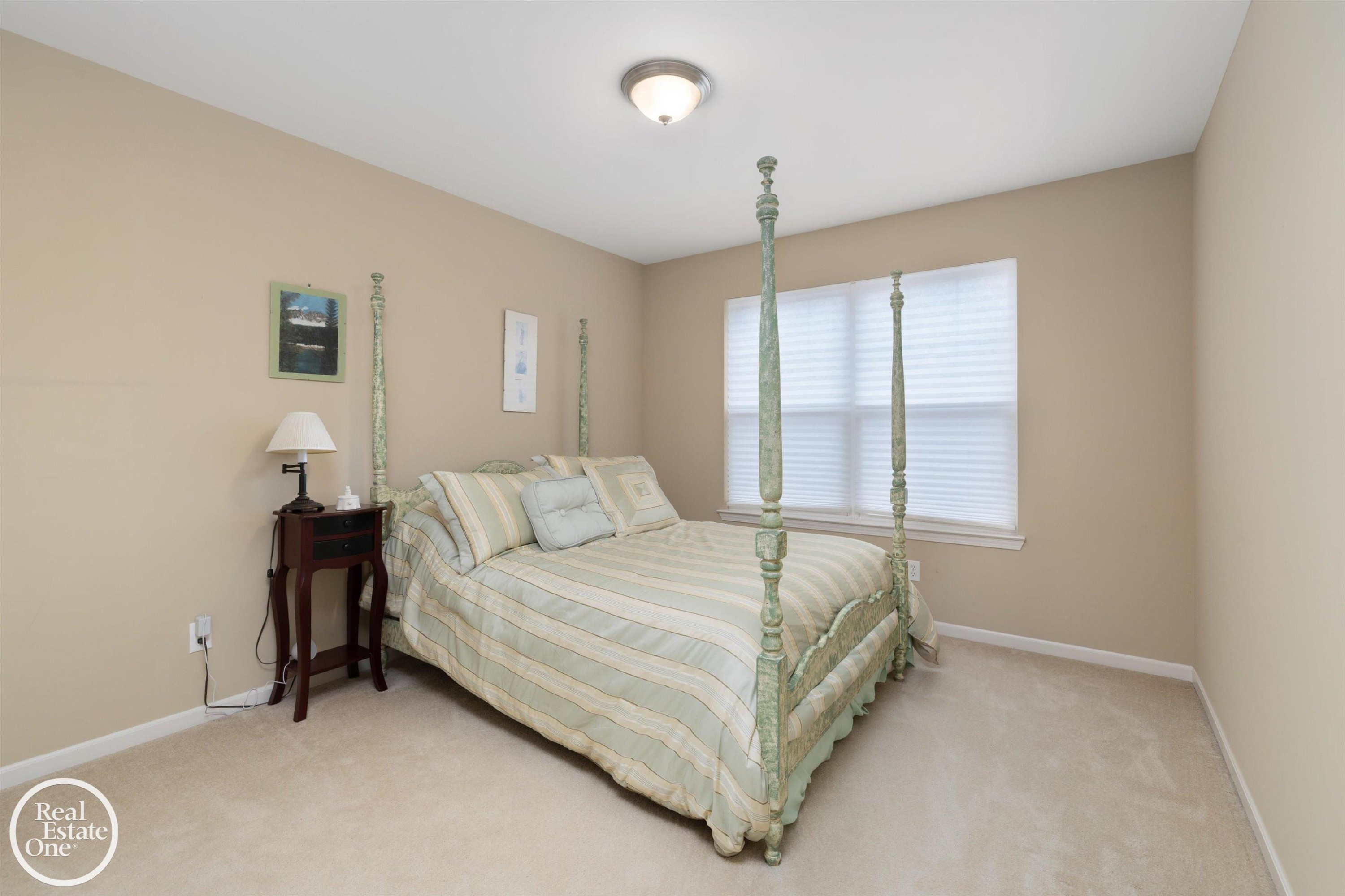 1048 Lakepointe Street, A, Grosse Pointe Park, MI 48230 — Photo 20