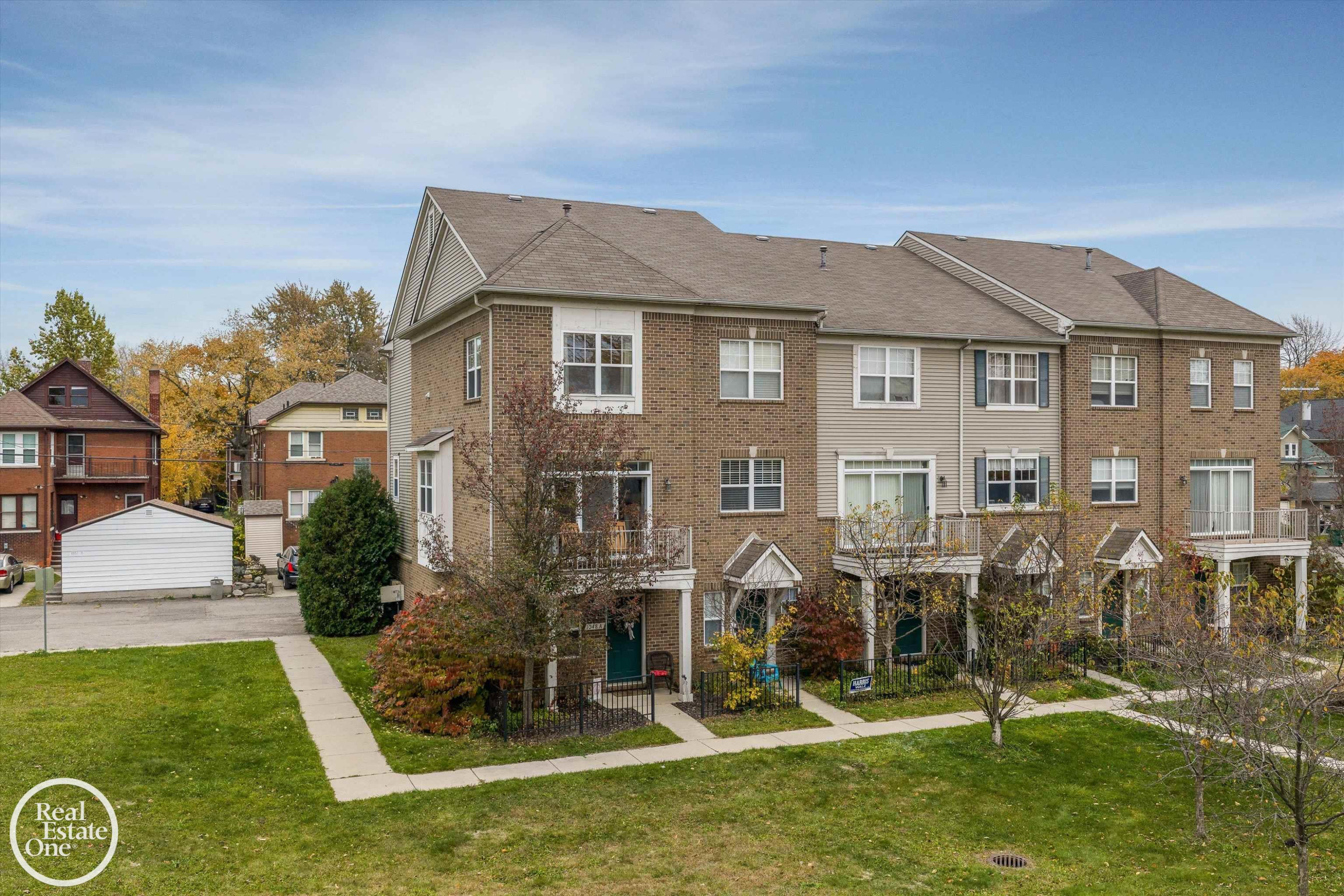 1048 Lakepointe Street, A, Grosse Pointe Park, MI 48230 — Photo 28