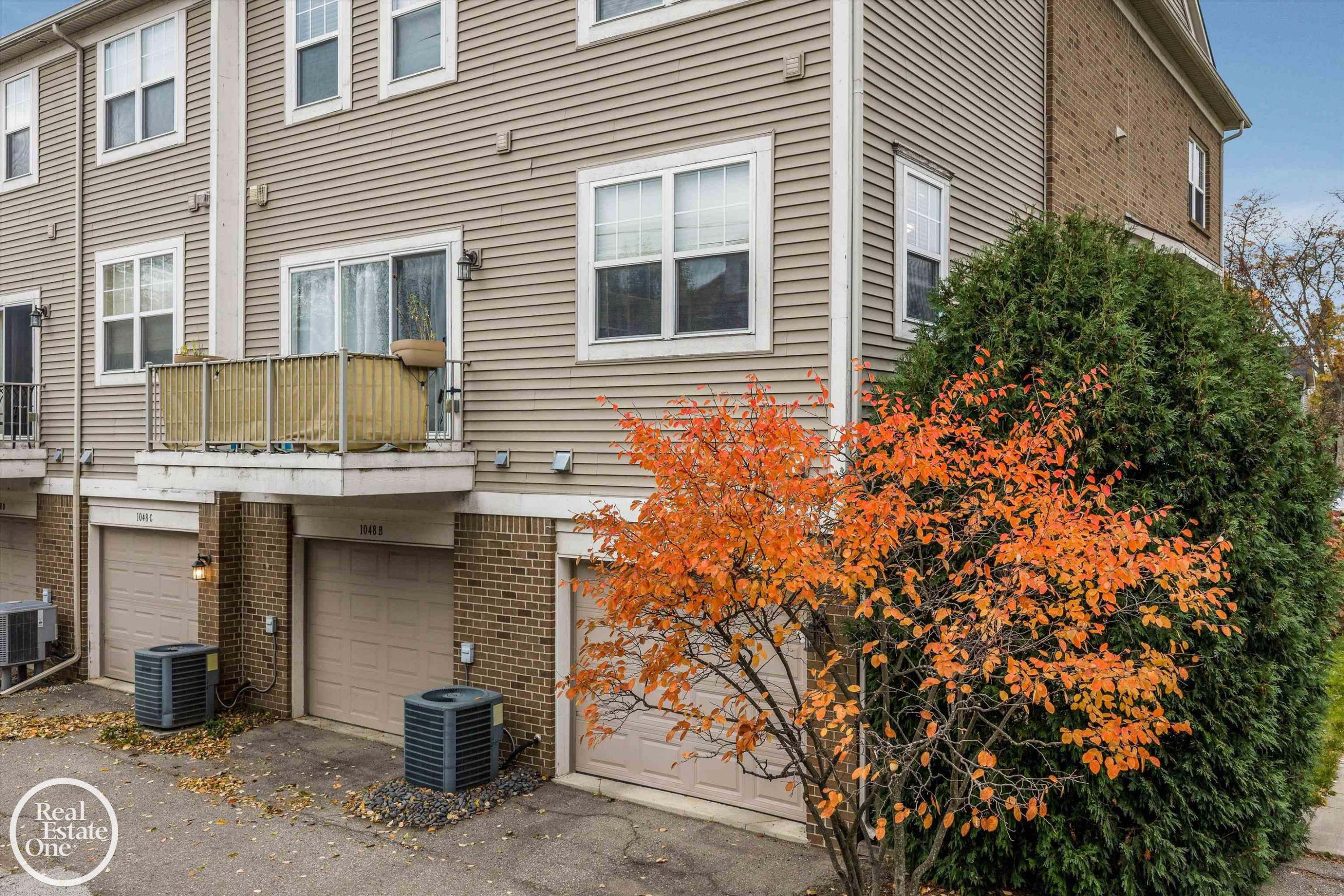 1048 Lakepointe Street, A, Grosse Pointe Park, MI 48230 — Photo 34