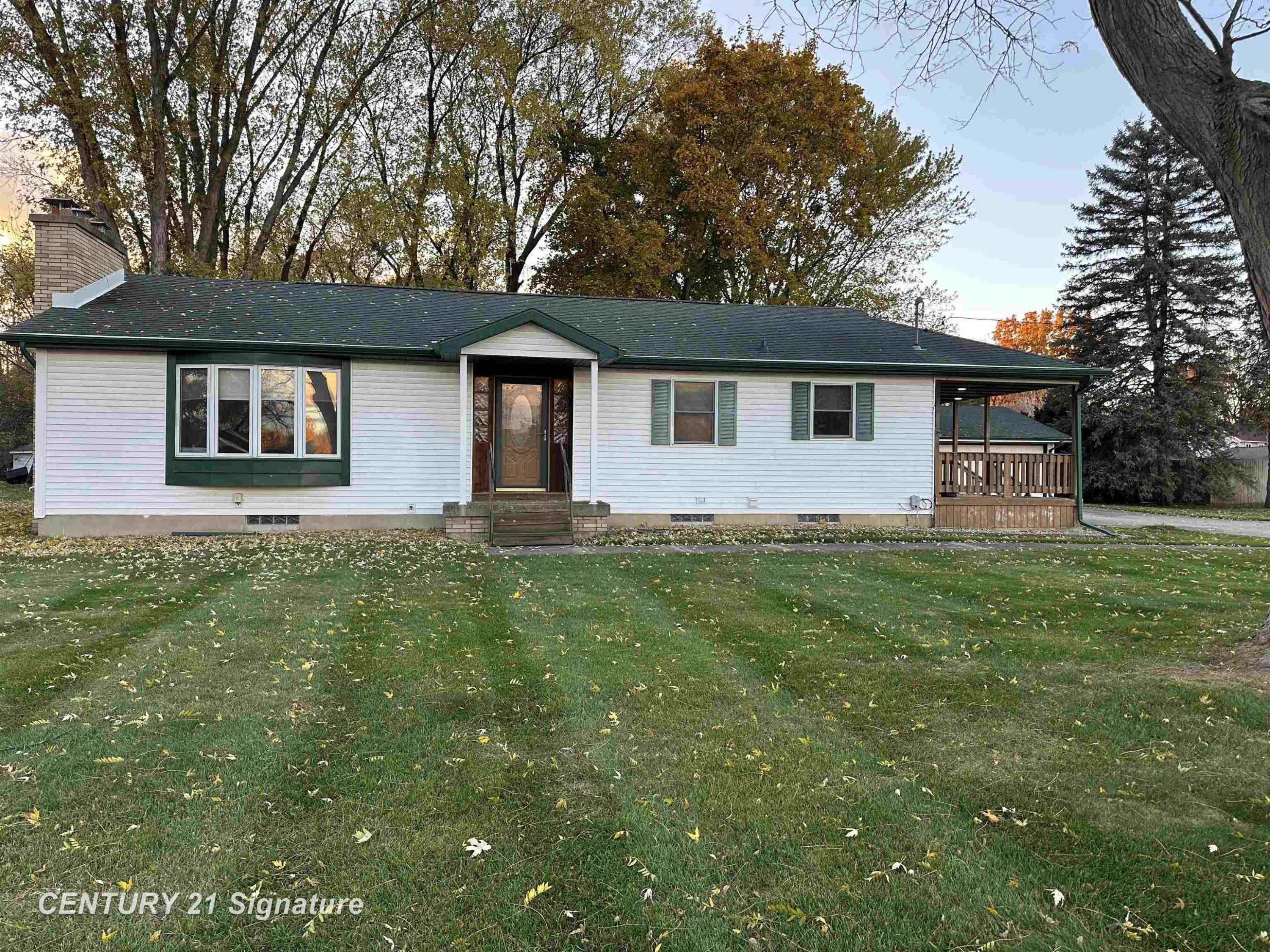 5281 Deland Road, Flushing, MI 48433 — Photo 2