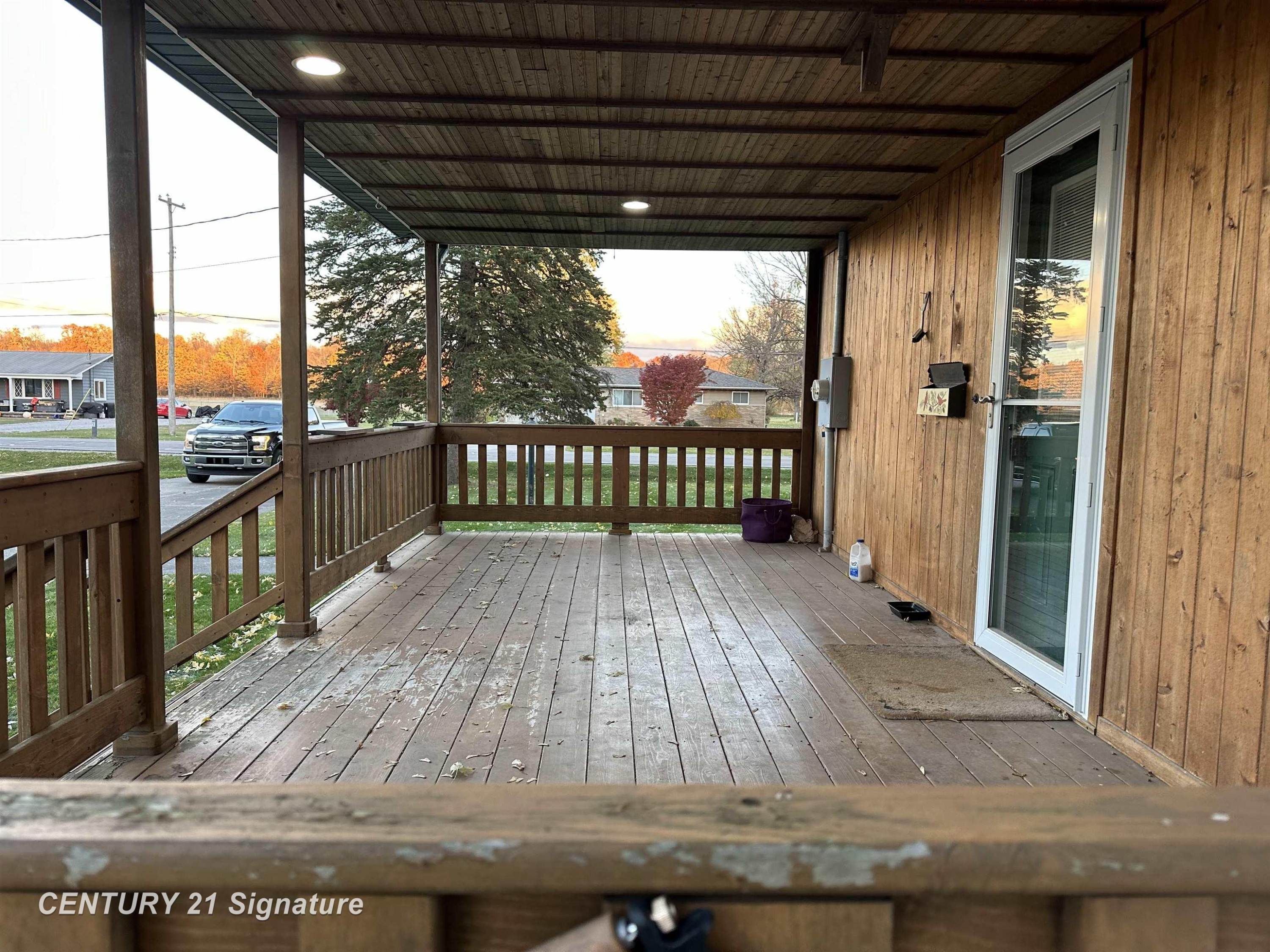 5281 Deland Road, Flushing, MI 48433 — Photo 5
