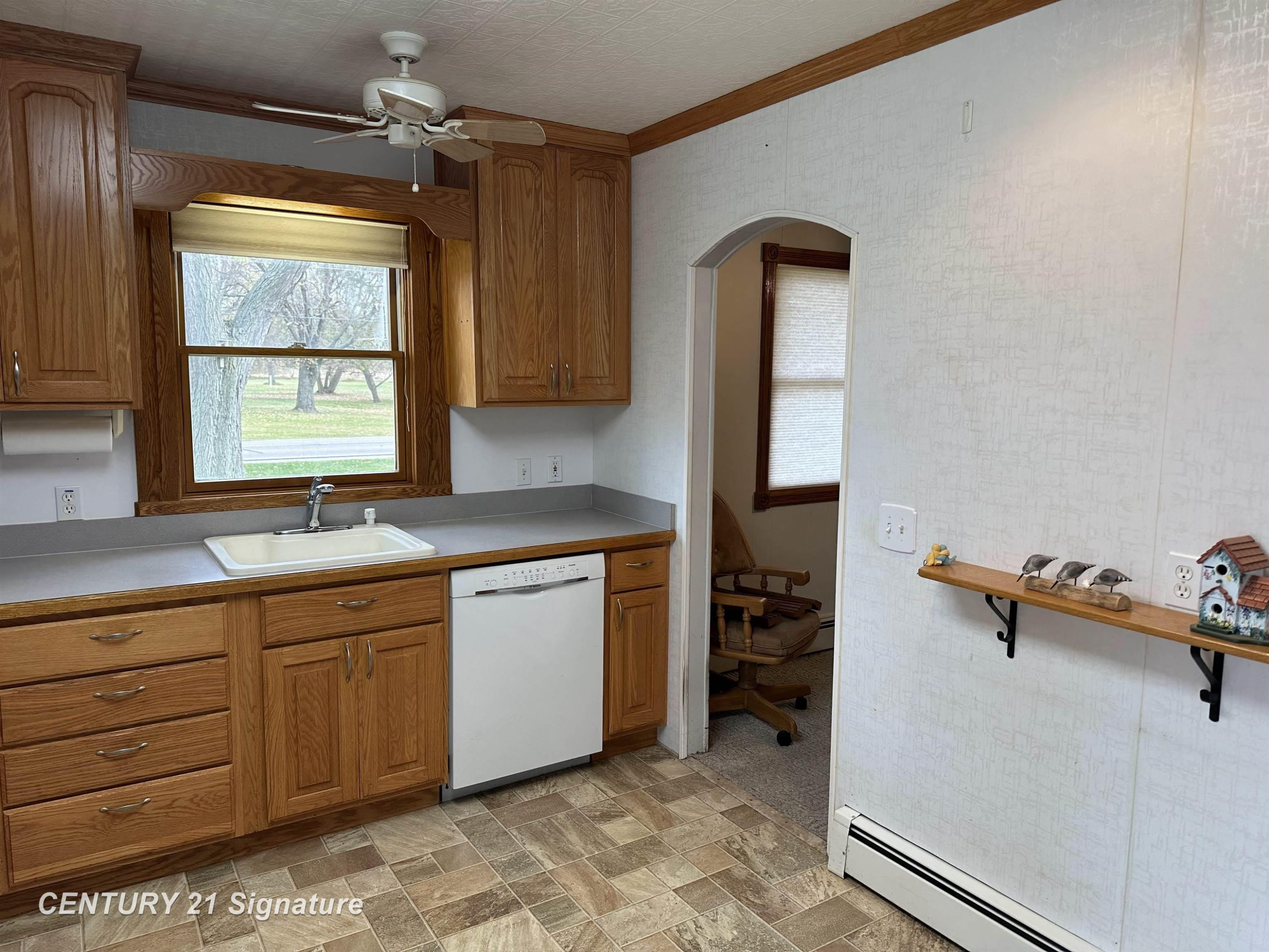 5281 Deland Road, Flushing, MI 48433 — Photo 7