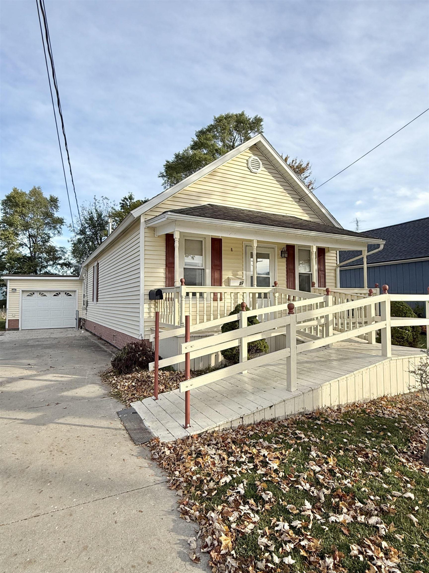 22 W Sebewaing Street, Sebewaing, MI 48759 — front exterior