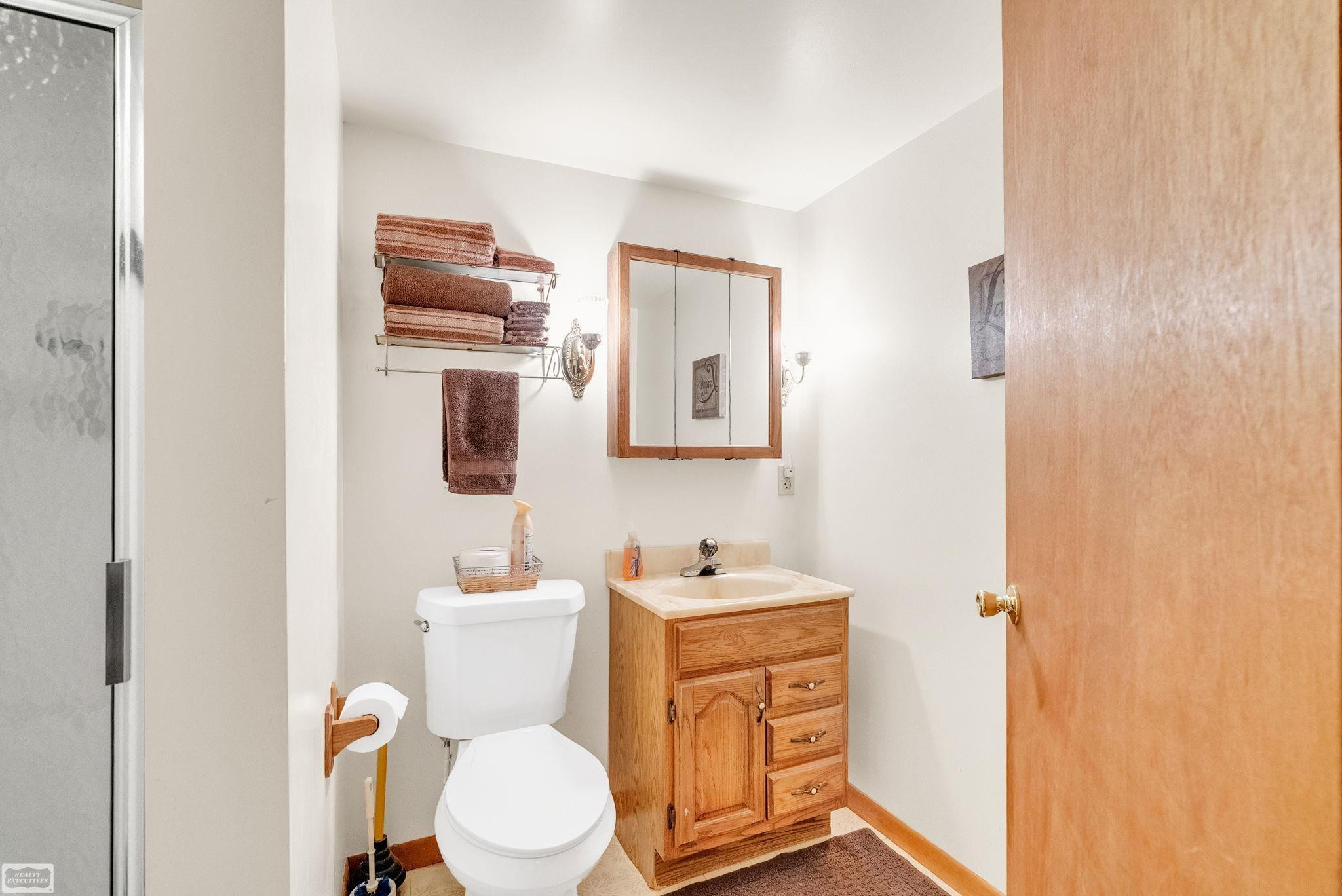 324 N Cedar Street, Imlay City, MI 48444 — Photo 36