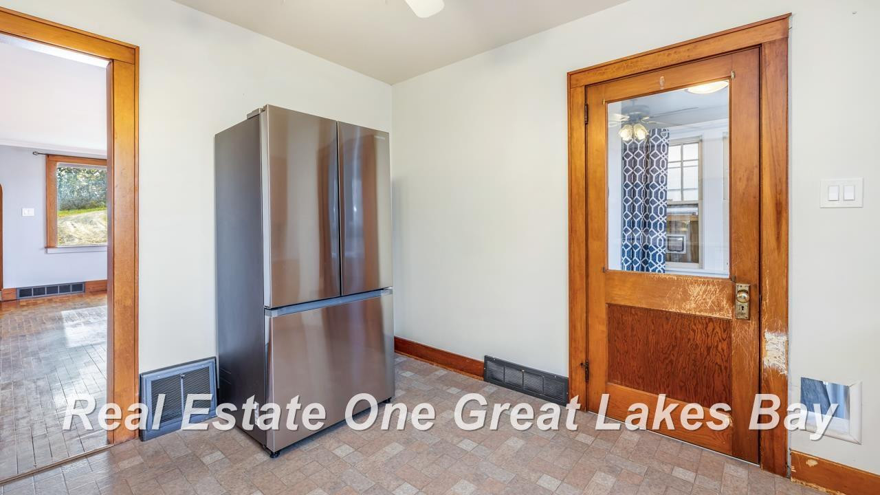 622 E Grant Street, Iron Mountain, MI 49801 — Photo 10