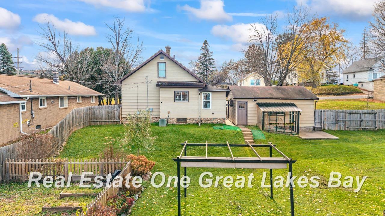622 E Grant Street, Iron Mountain, MI 49801 — Photo 19