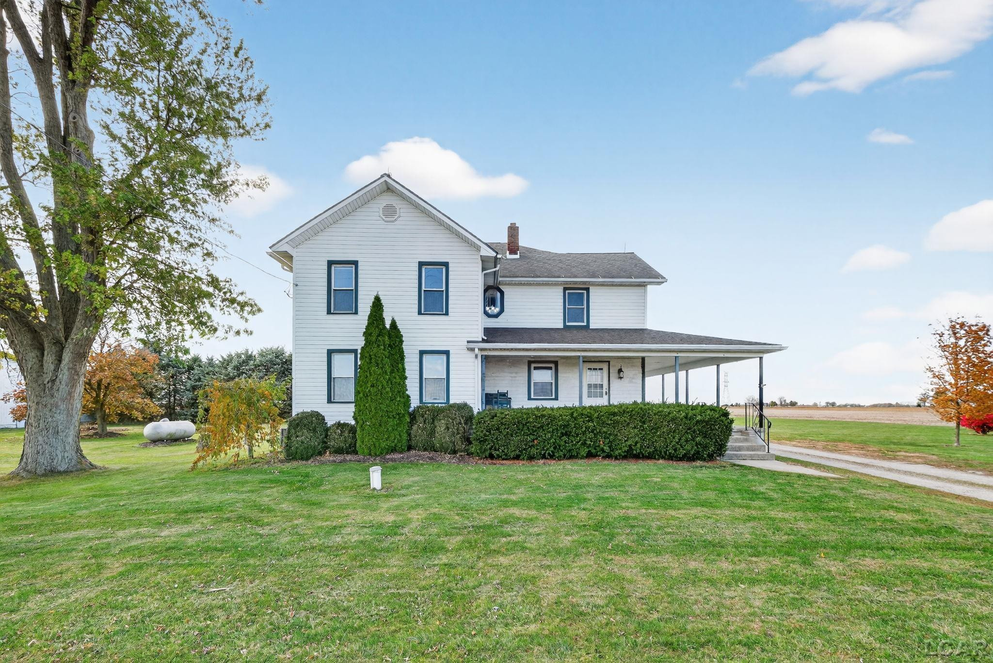 6404 S County Line Highway, Blissfield, MI 49228 — front exterior