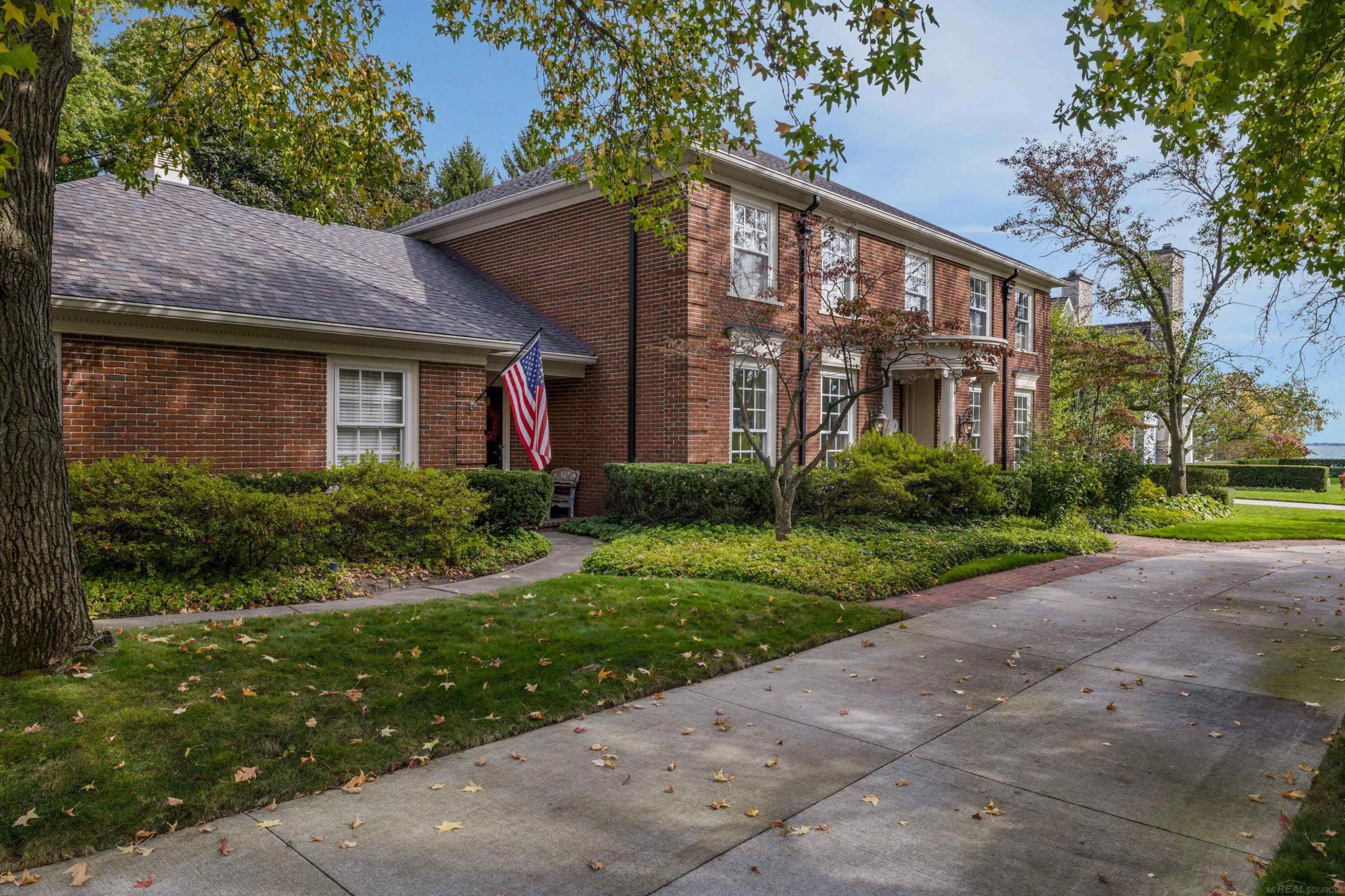 4 Cameron Place, Grosse Pointe, MI 48230 — Photo 3