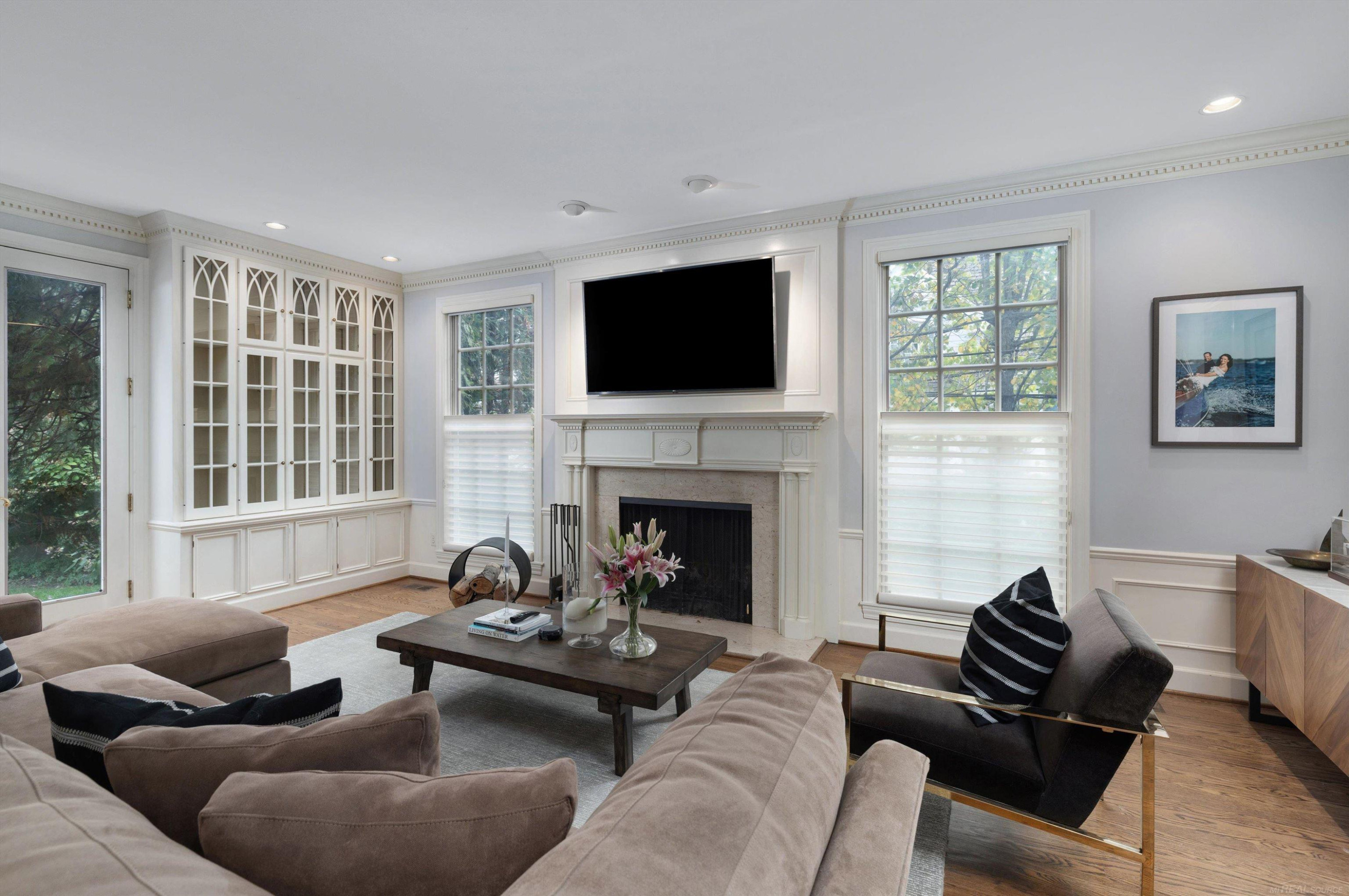 4 Cameron Place, Grosse Pointe, MI 48230 — Photo 15