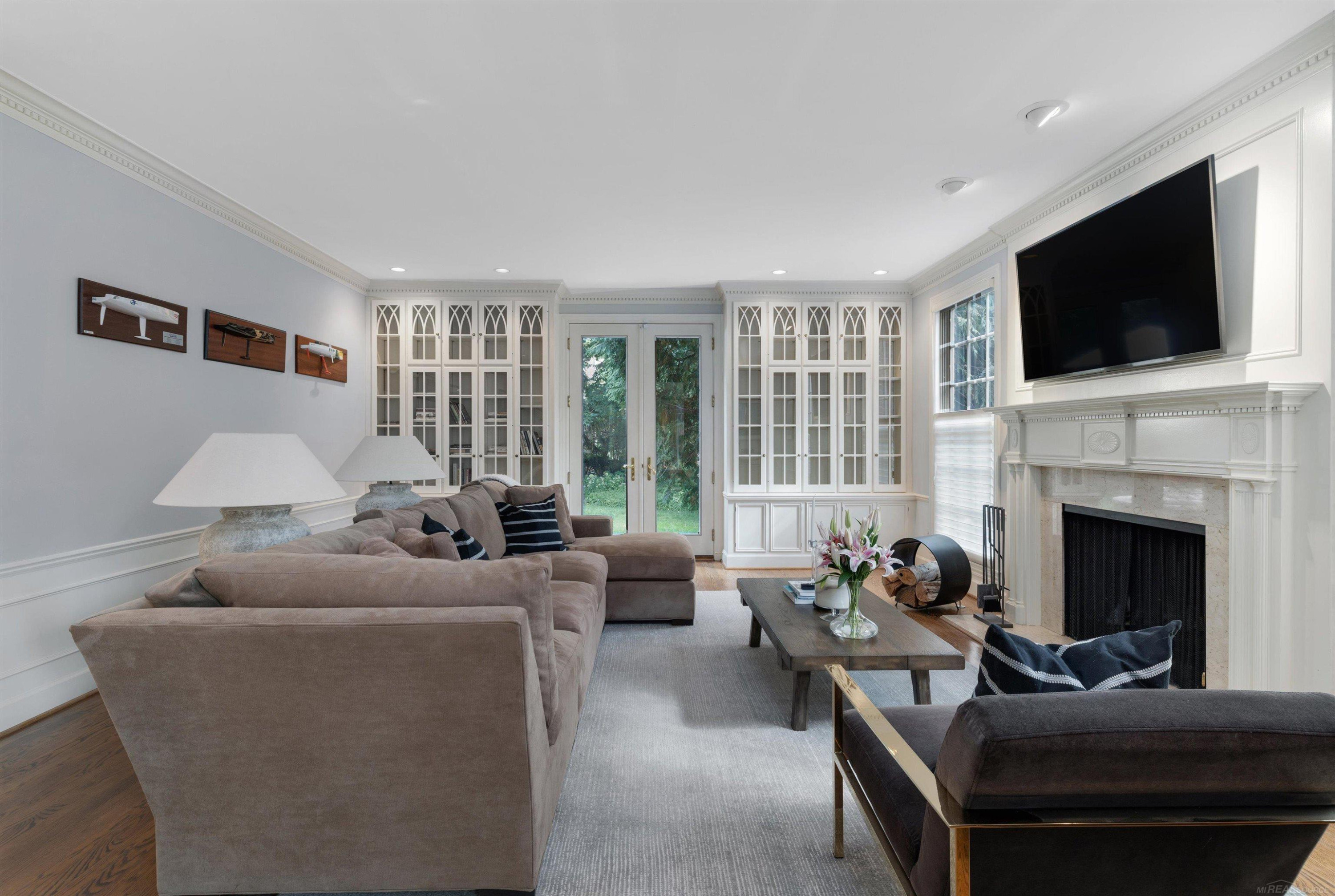 4 Cameron Place, Grosse Pointe, MI 48230 — Photo 16