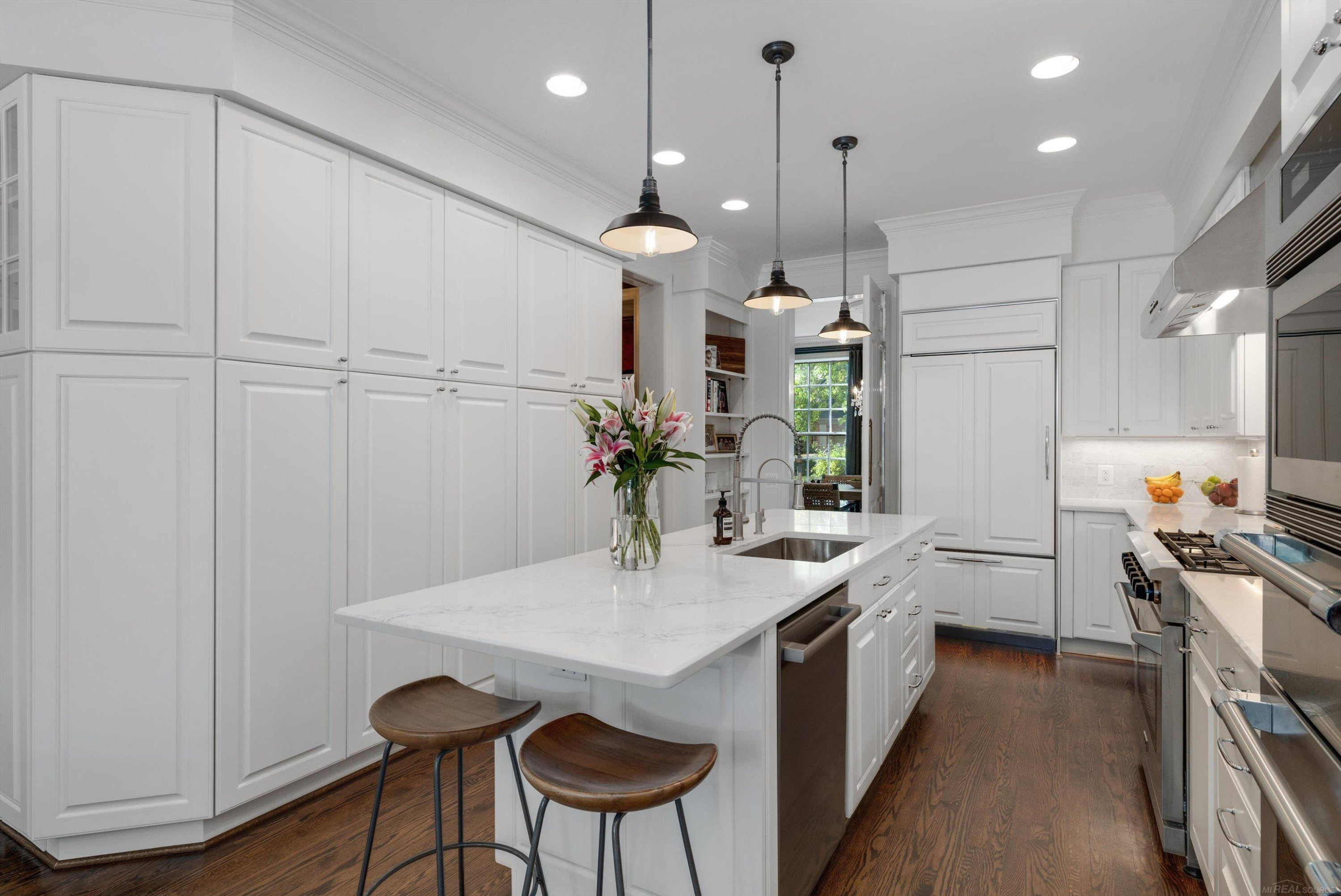 4 Cameron Place, Grosse Pointe, MI 48230 — Photo 19