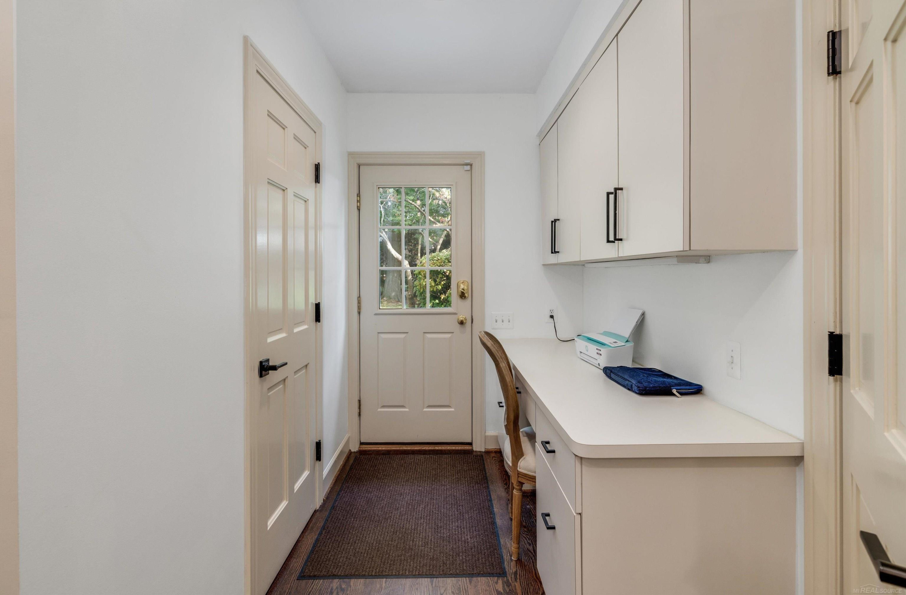4 Cameron Place, Grosse Pointe, MI 48230 — Photo 33