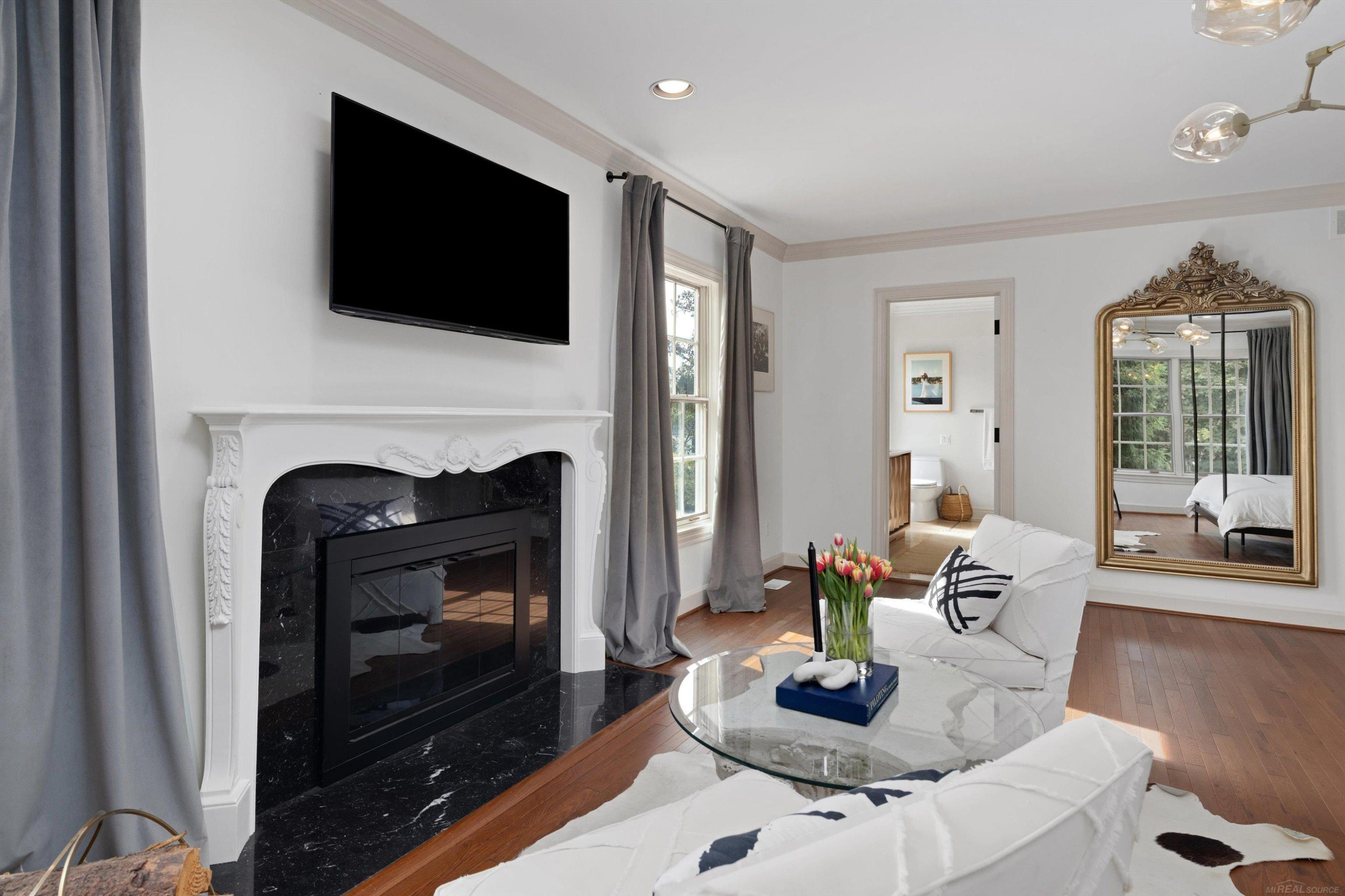 4 Cameron Place, Grosse Pointe, MI 48230 — Photo 40