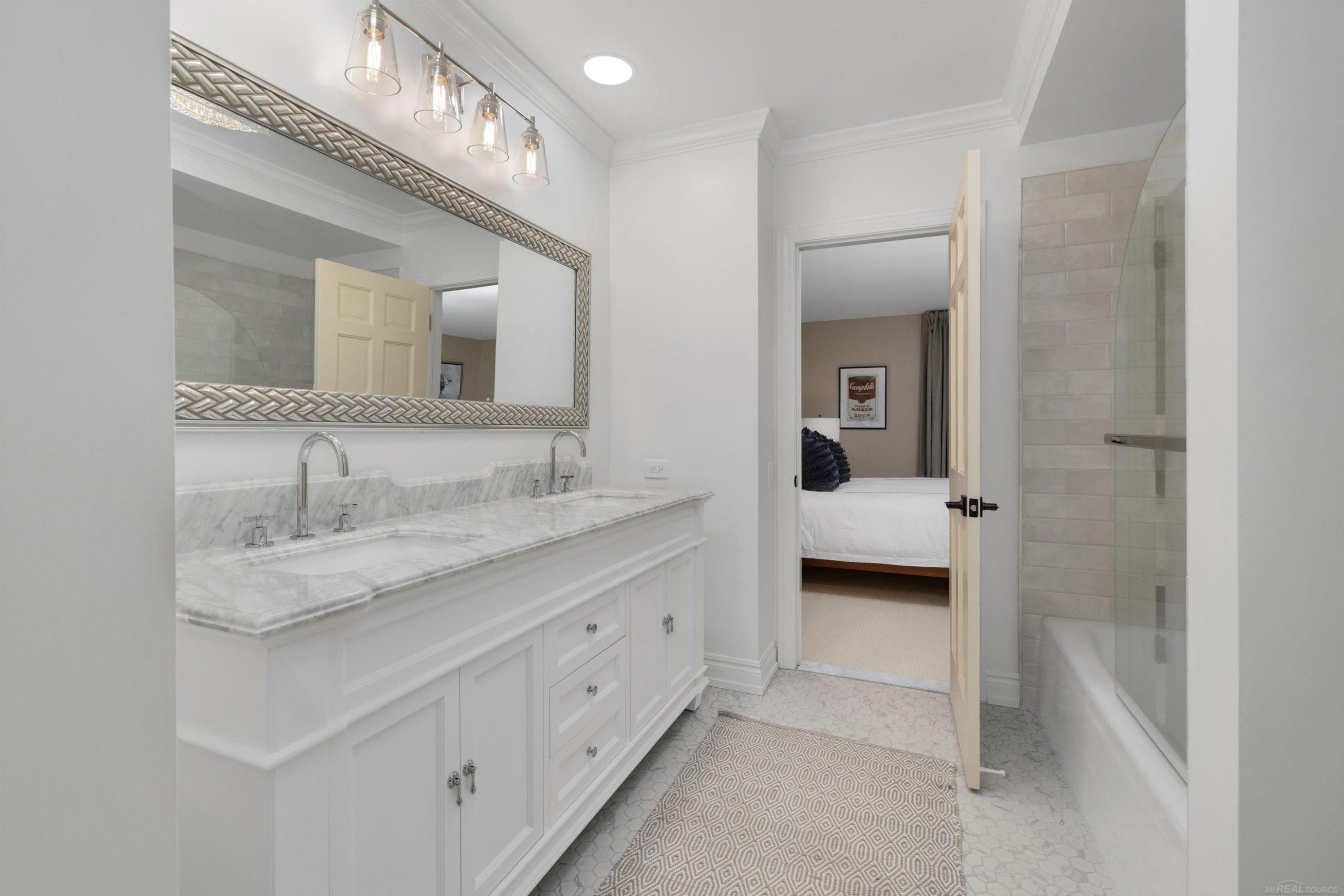 4 Cameron Place, Grosse Pointe, MI 48230 — Photo 47