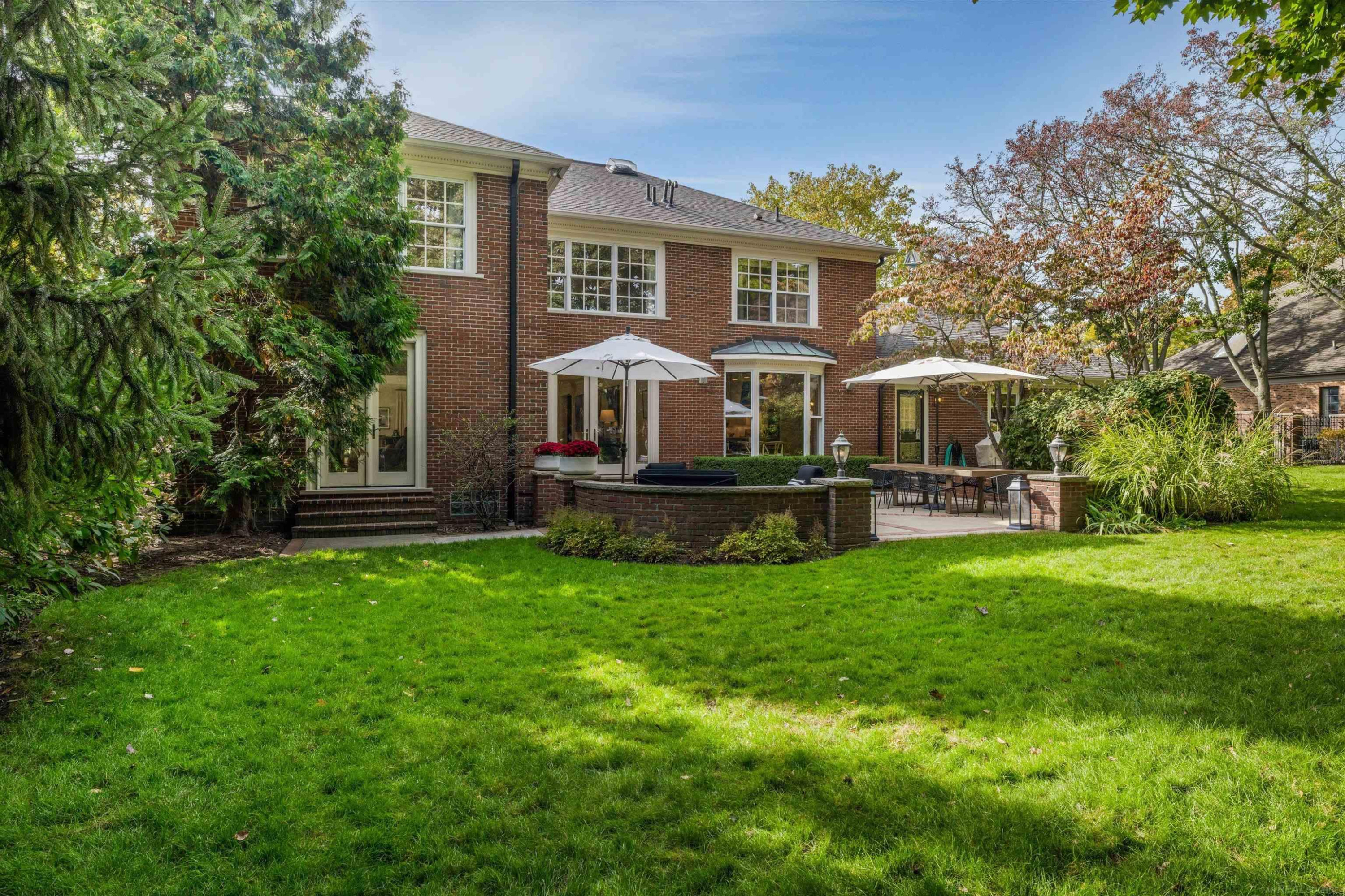 4 Cameron Place, Grosse Pointe, MI 48230 — Photo 66