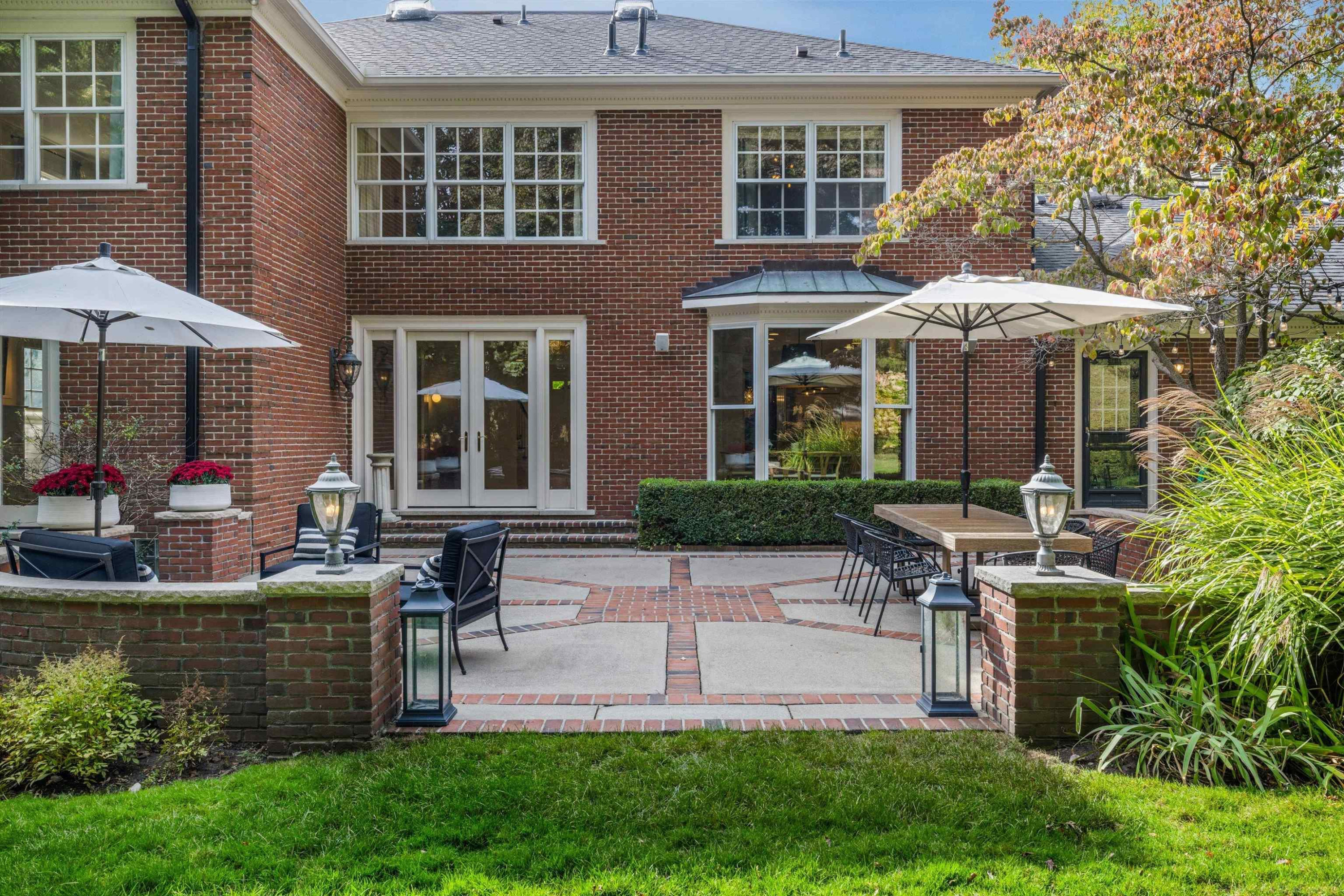 4 Cameron Place, Grosse Pointe, MI 48230 — Photo 67