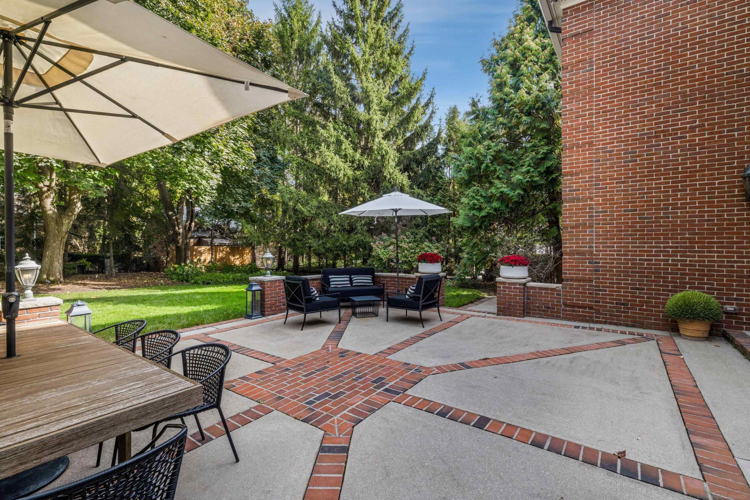 4 Cameron Place, Grosse Pointe, MI 48230 — Photo 69