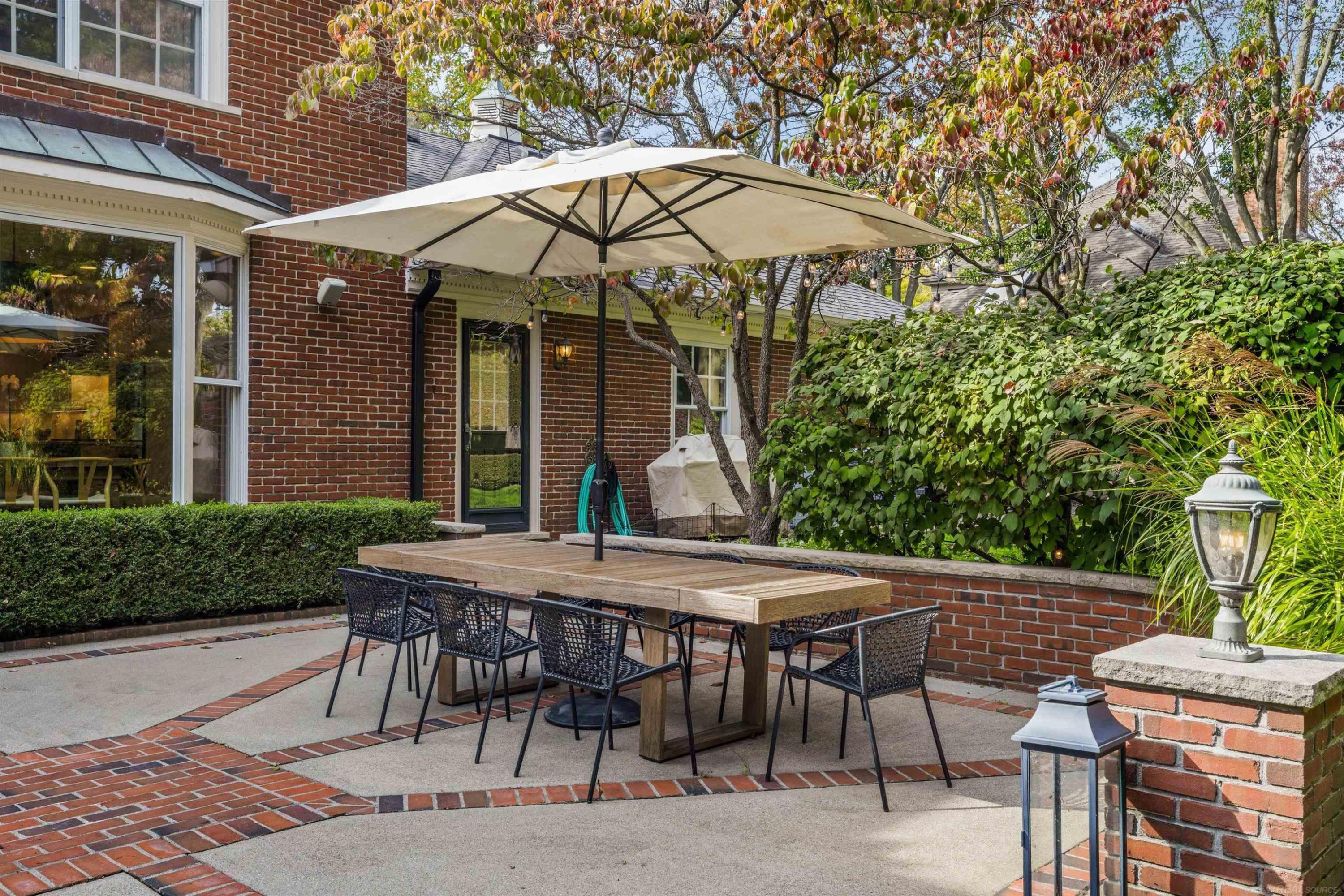 4 Cameron Place, Grosse Pointe, MI 48230 — Photo 70