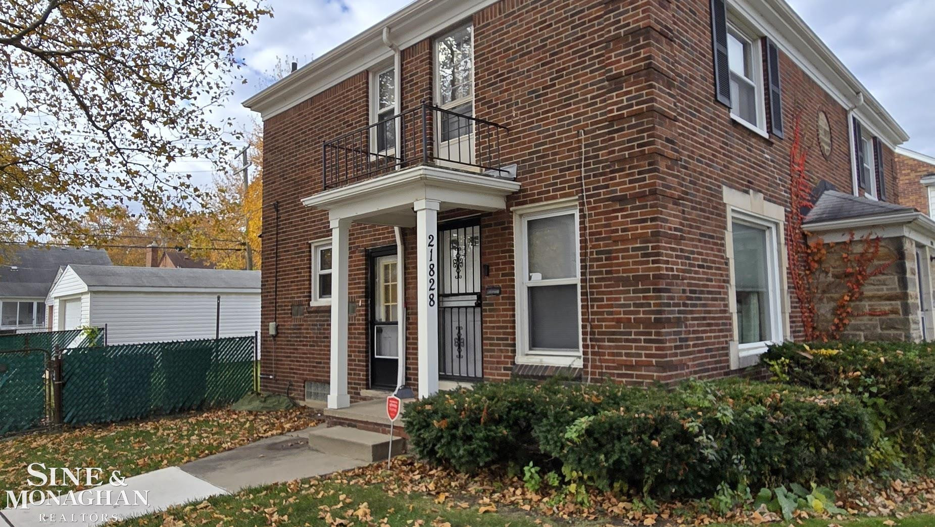 21820-28 Moross Rd Road, Detroit, MI 48236 — Photo 2