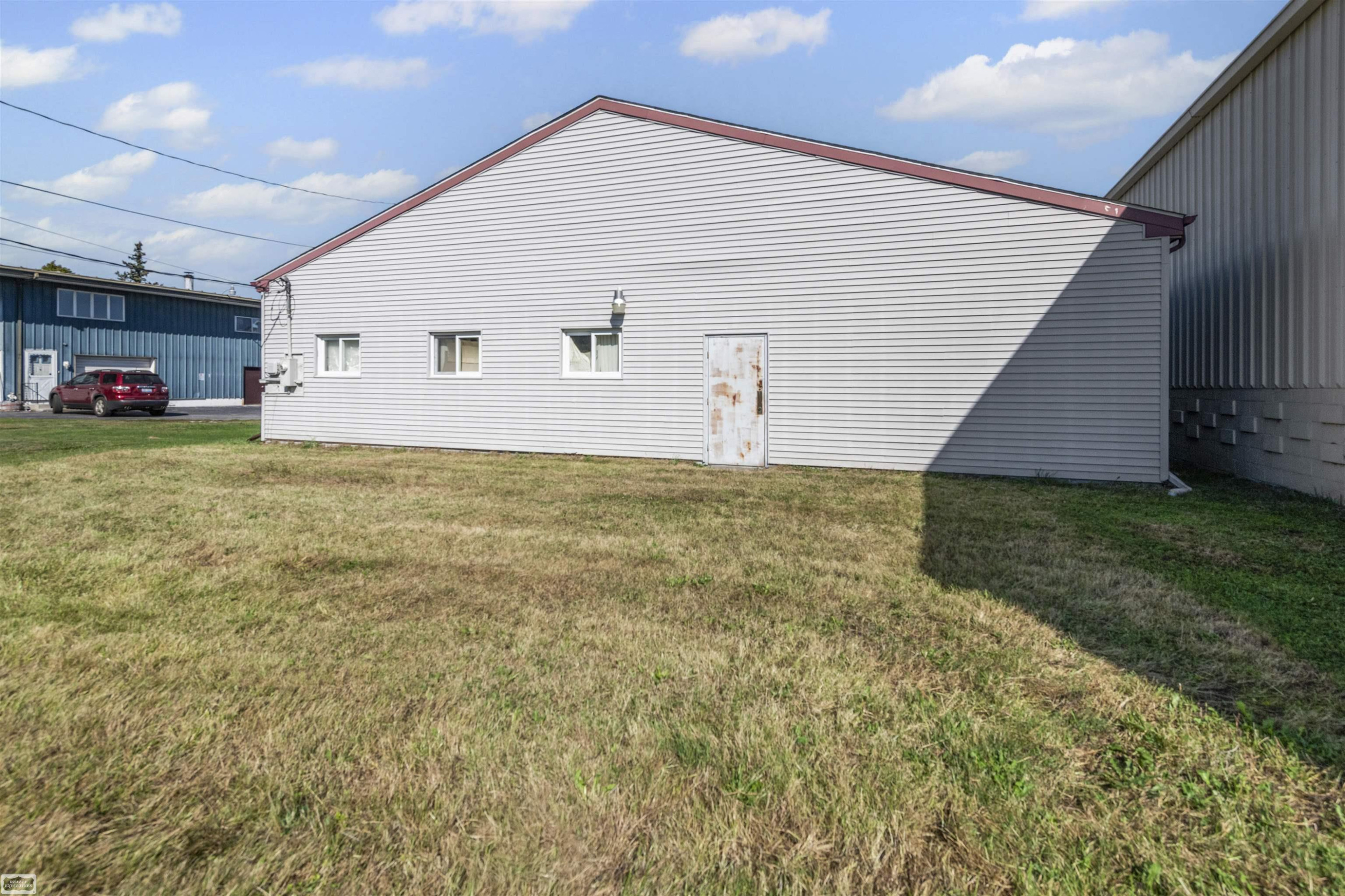 3103 Lapeer Road, Port Huron, MI 48060 — Photo 32