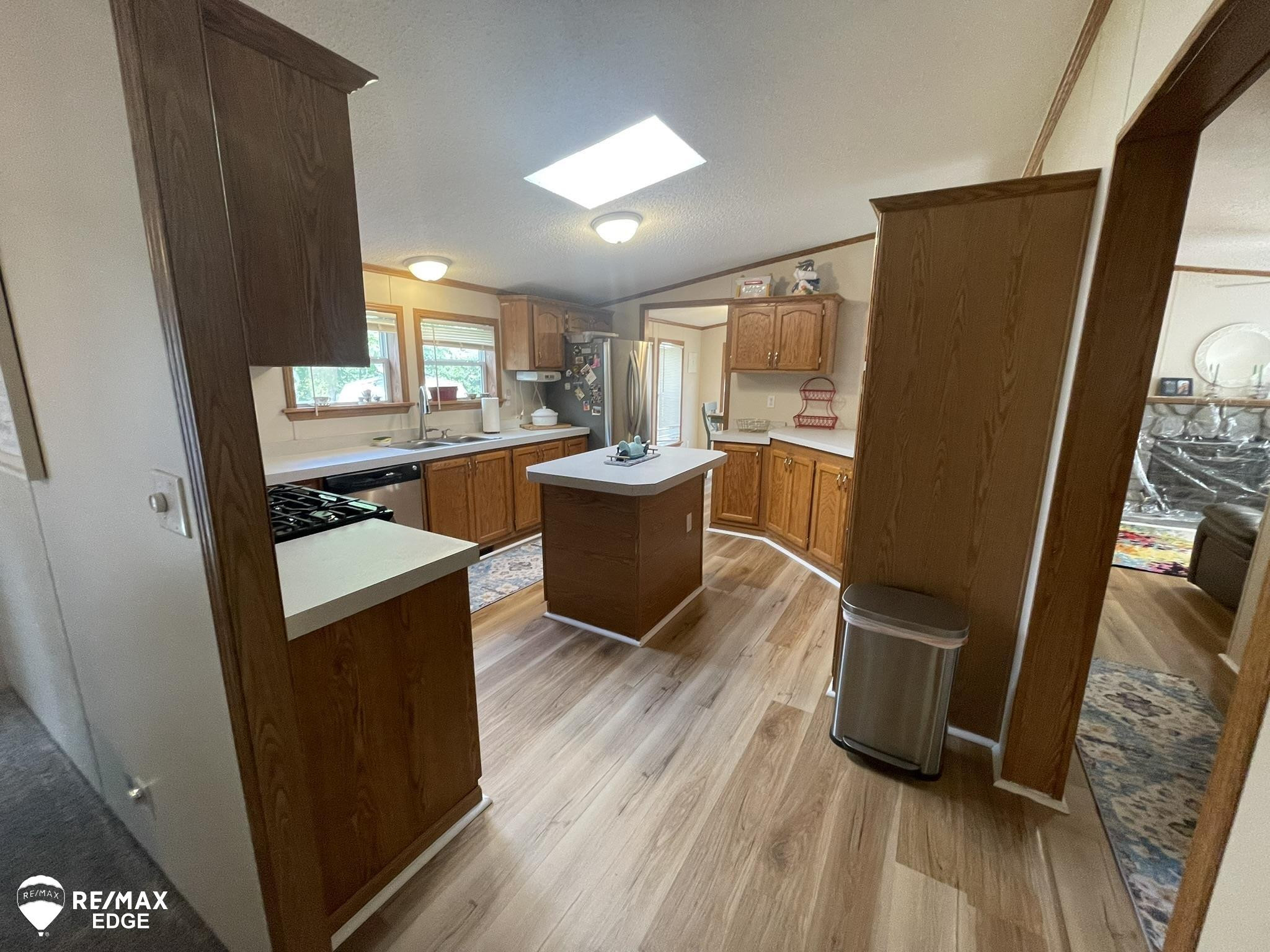 257 Grissom Court, Flushing, MI 48433 — Photo 7