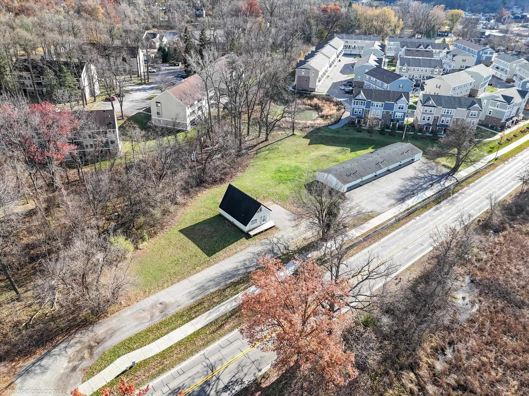 660 Flint Road - Photo 2
