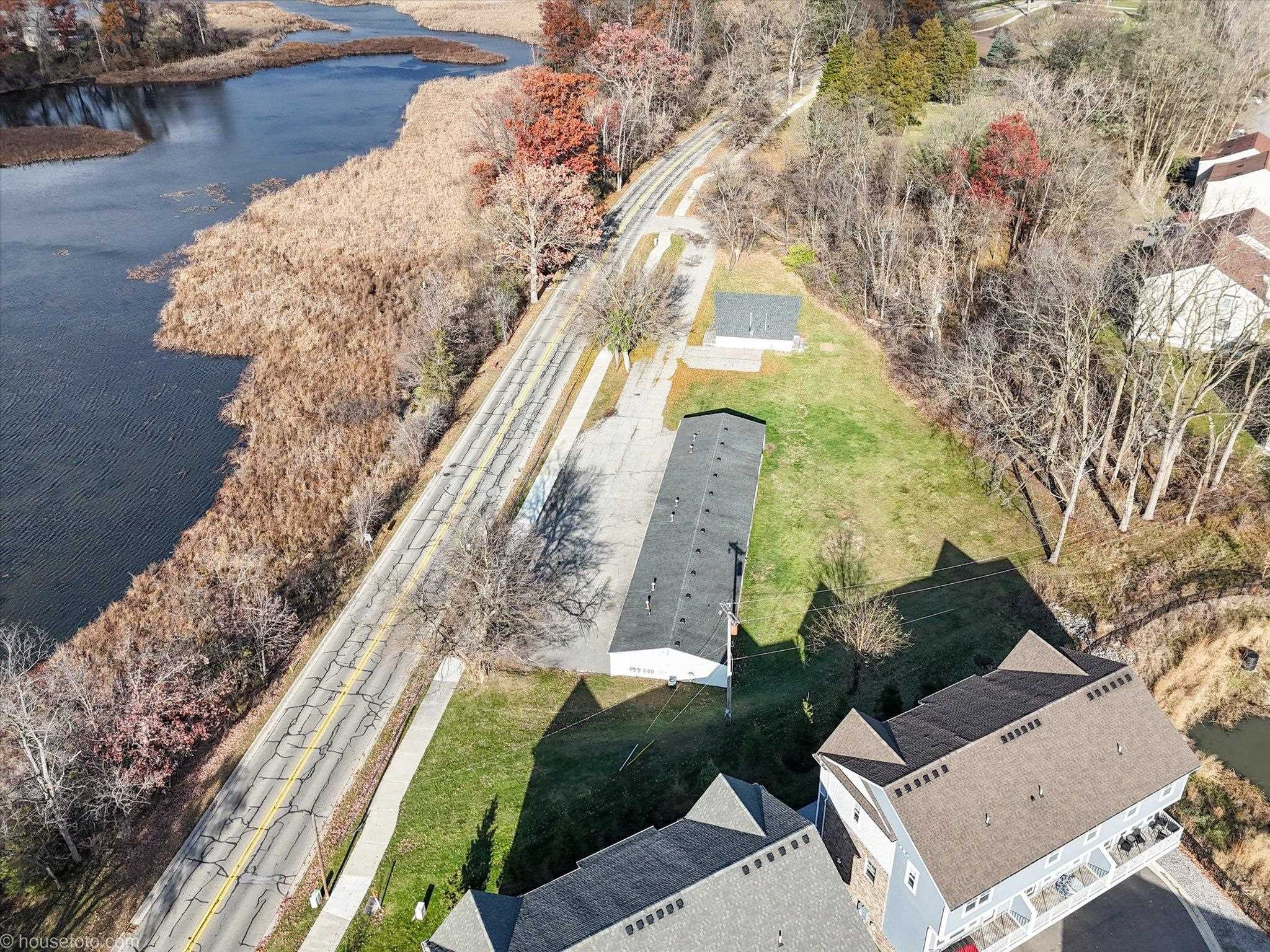 660 Flint Road - Photo 3
