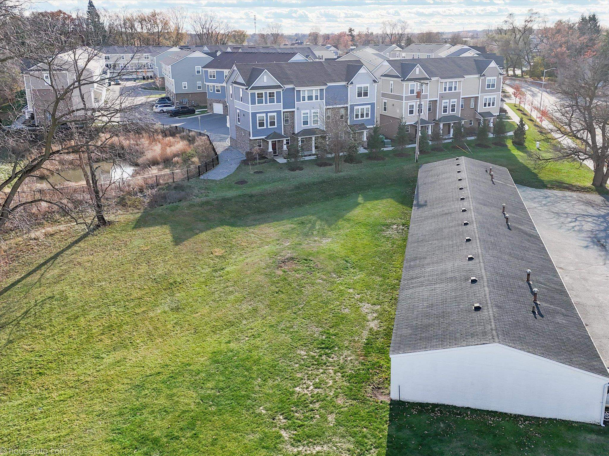 660 Flint Road, Brighton, MI 48116 — Photo 10