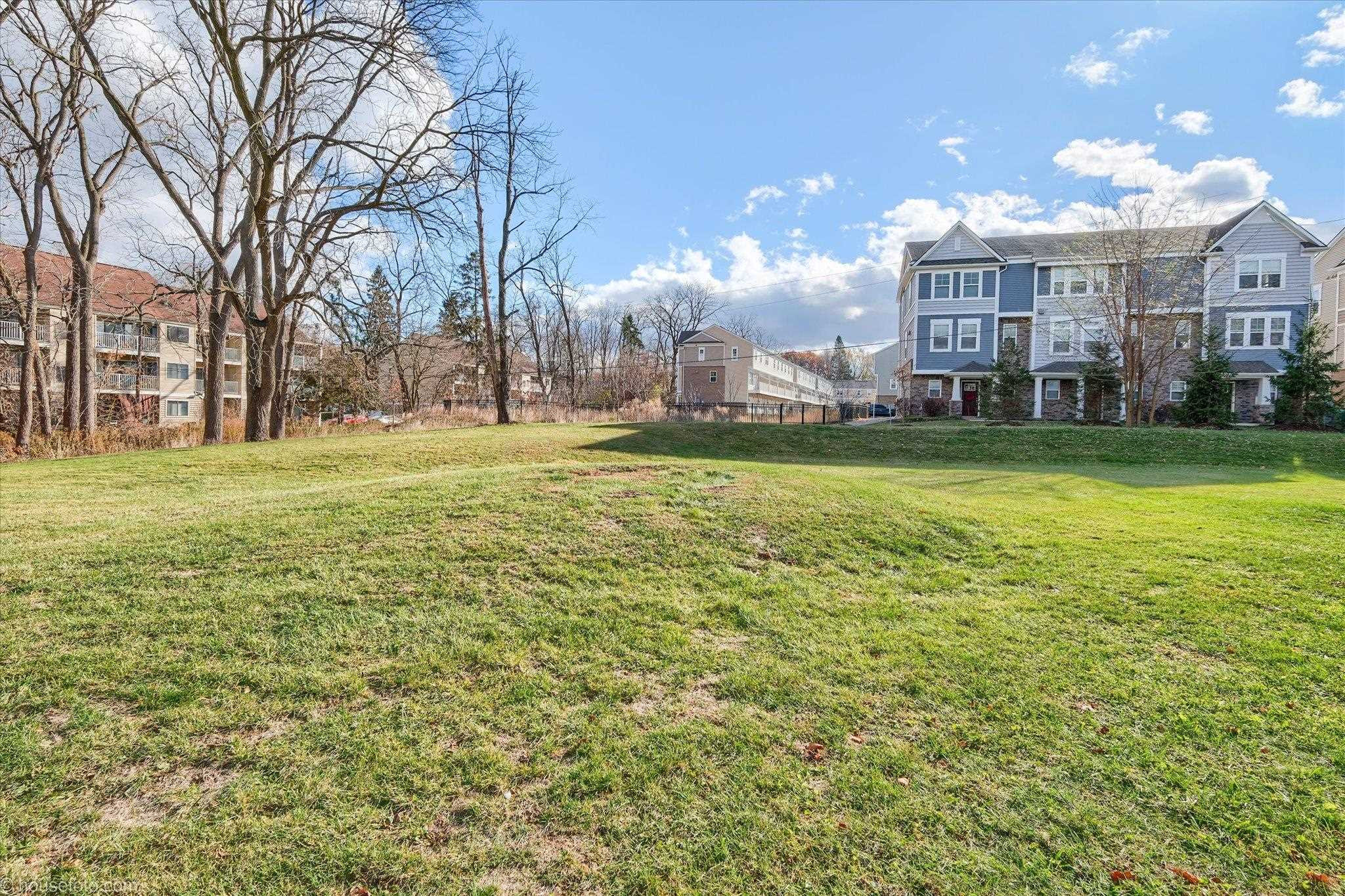 660 Flint Road, Brighton, MI 48116 — Photo 15