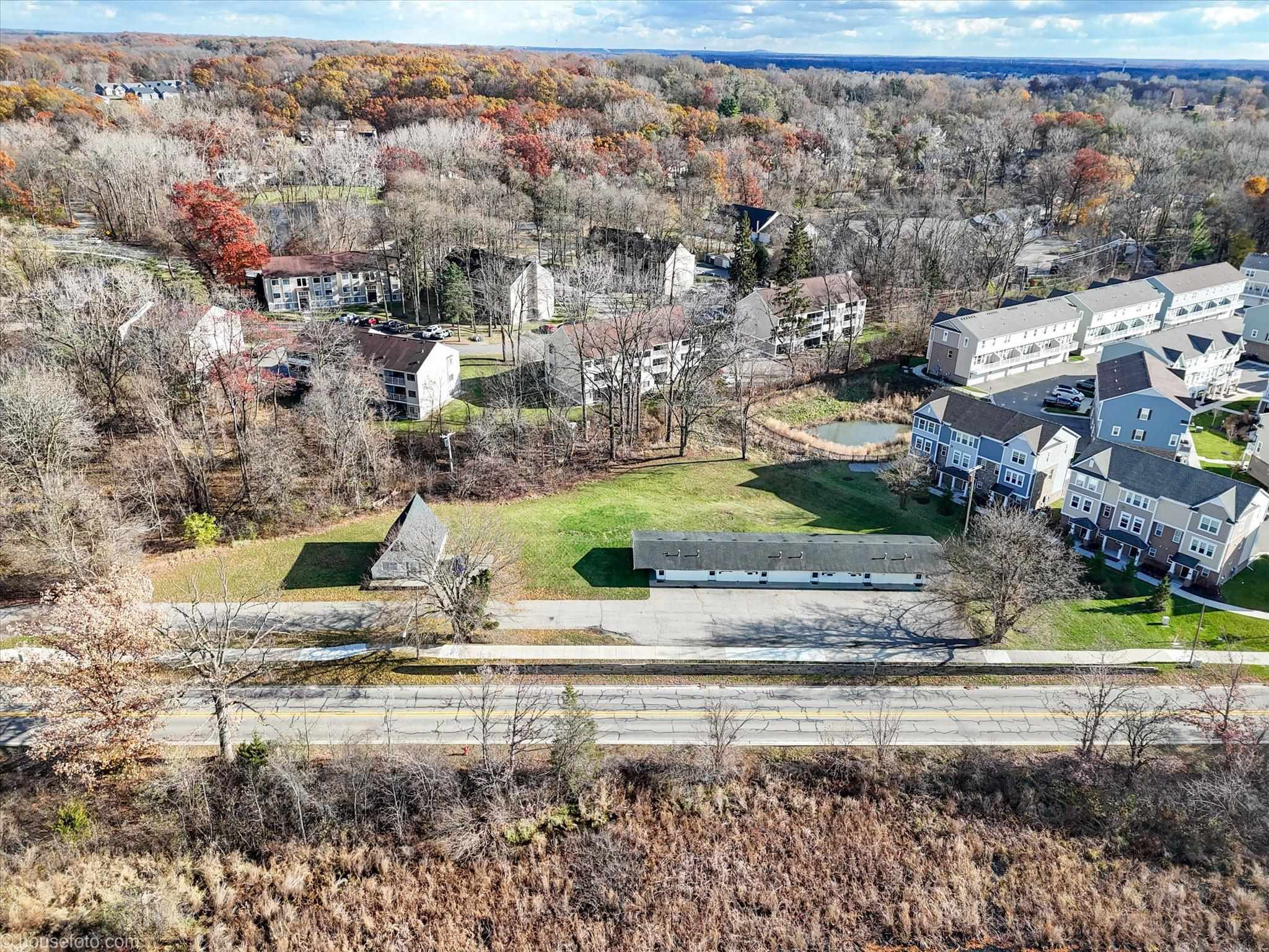 660 Flint Road, Brighton, MI 48116 — Photo 16