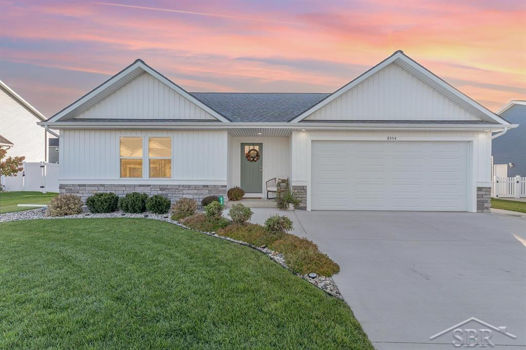 8554 Oakhill Drive, Freeland, MI 48623 — front exterior