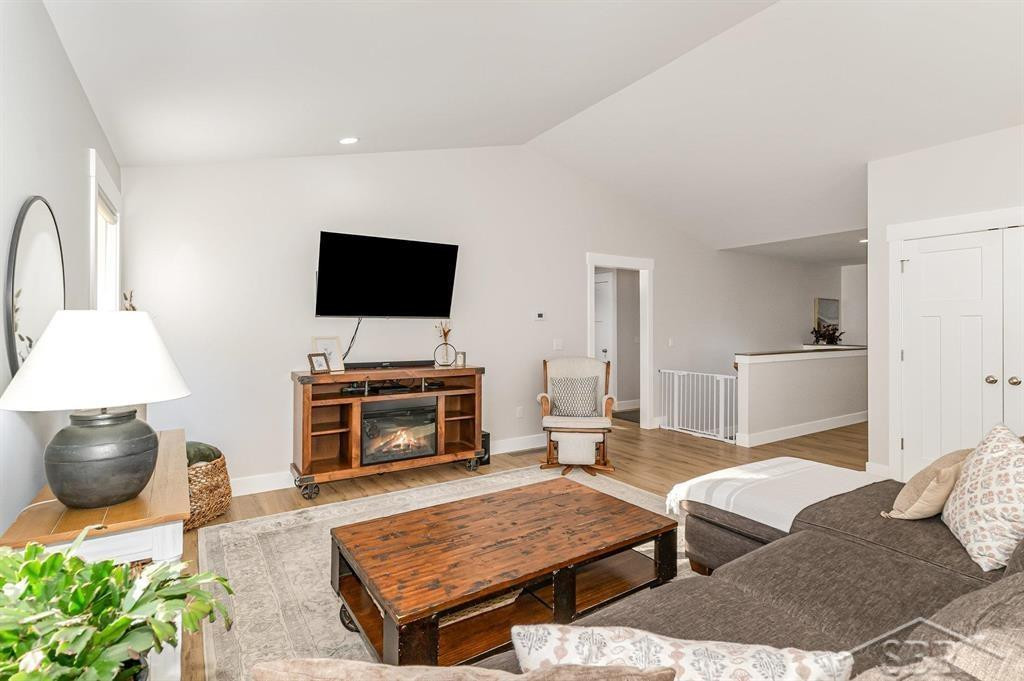 8554 Oakhill Drive, Freeland, MI 48623 — Photo 6