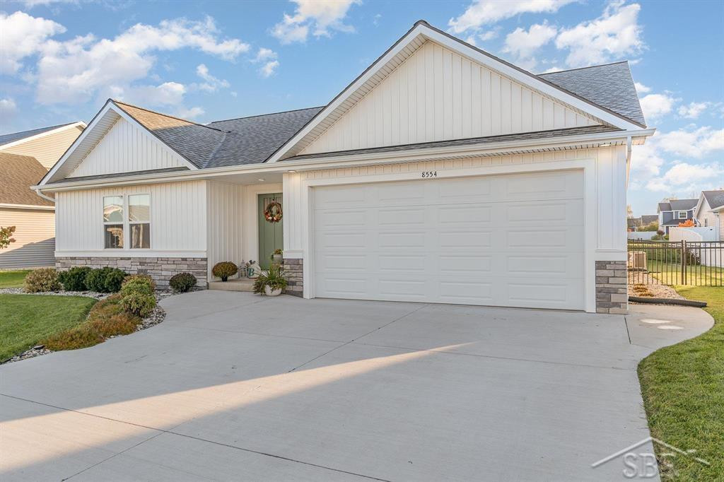 8554 Oakhill Drive, Freeland, MI 48623 — Photo 26