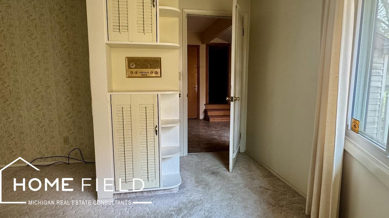 608 Ridgeview Drive, Corunna, MI 48817 — Photo 8