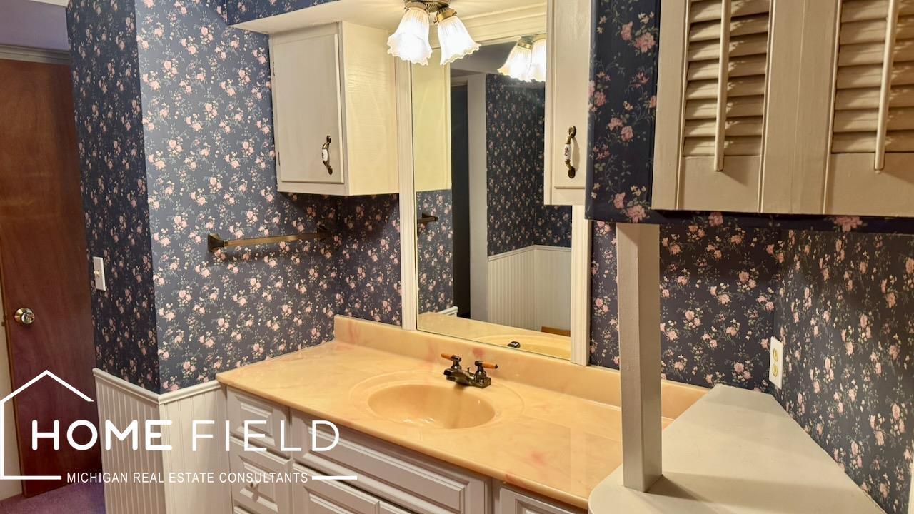 608 Ridgeview Drive, Corunna, MI 48817 — Photo 19