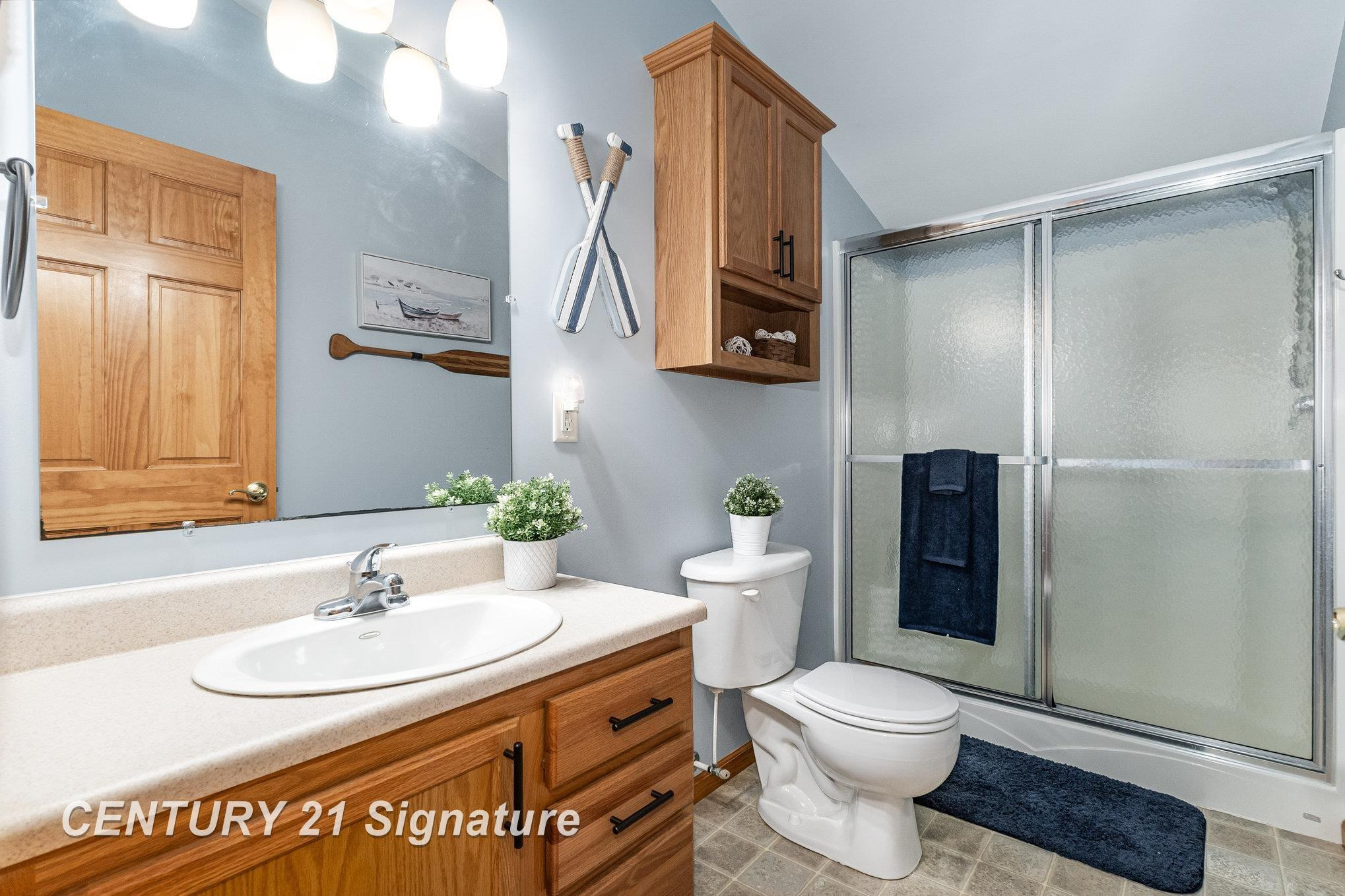 5019 Kings Way Way, Gladwin, MI 48624 — Photo 18