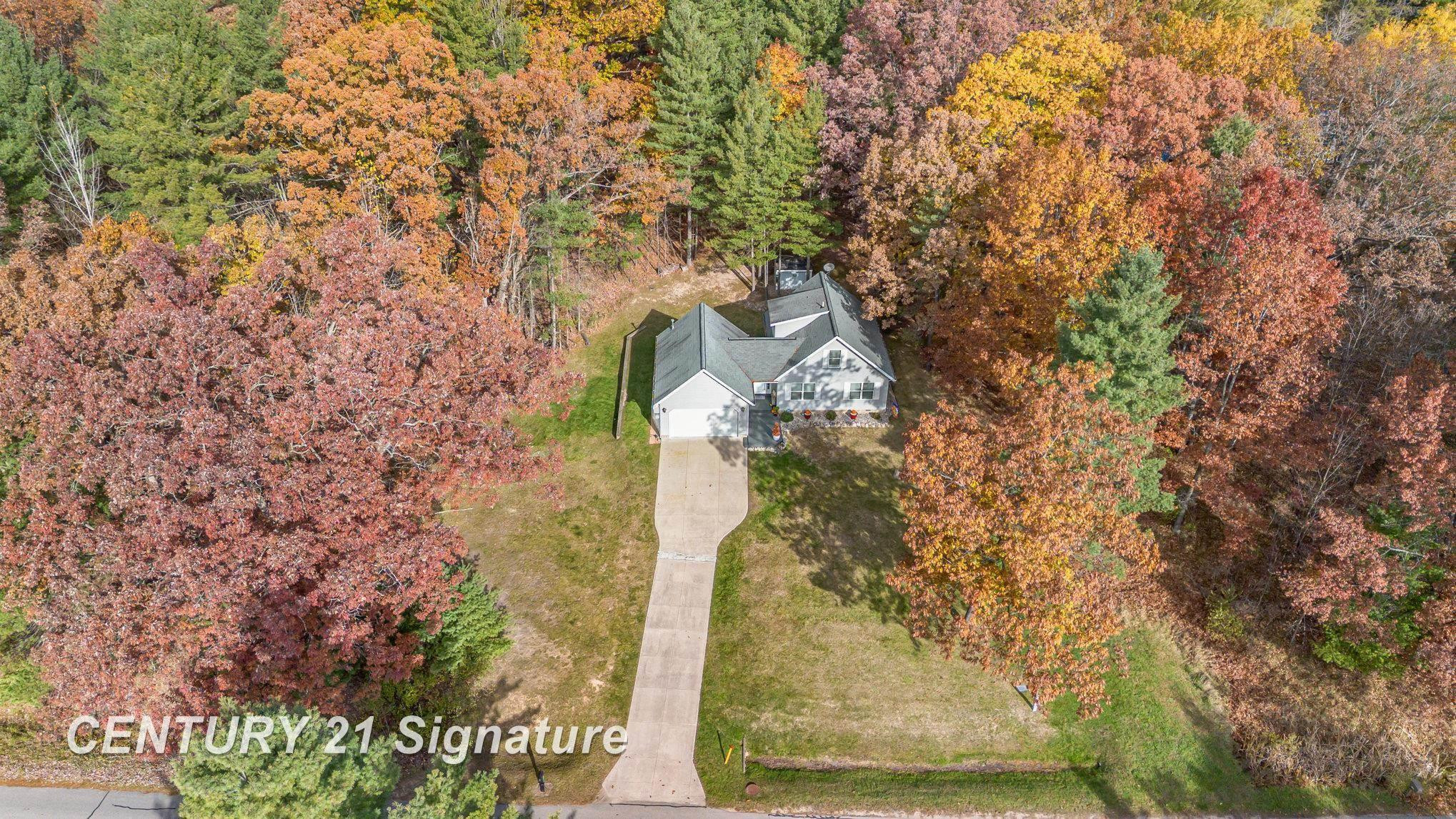 5019 Kings Way Way, Gladwin, MI 48624 — Photo 24