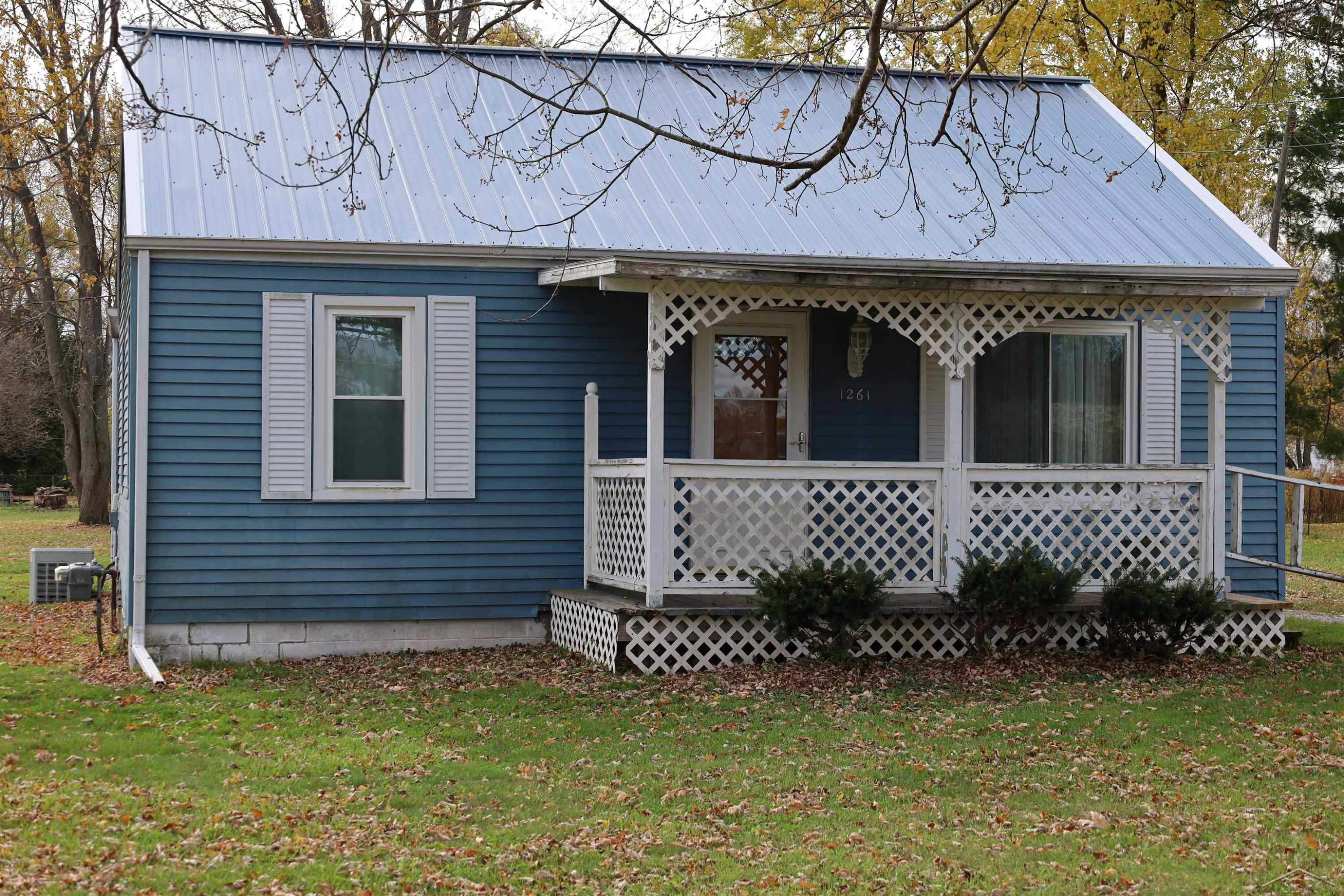 1261 Houlihan Road, Saginaw, MI 48601 — Photo 2