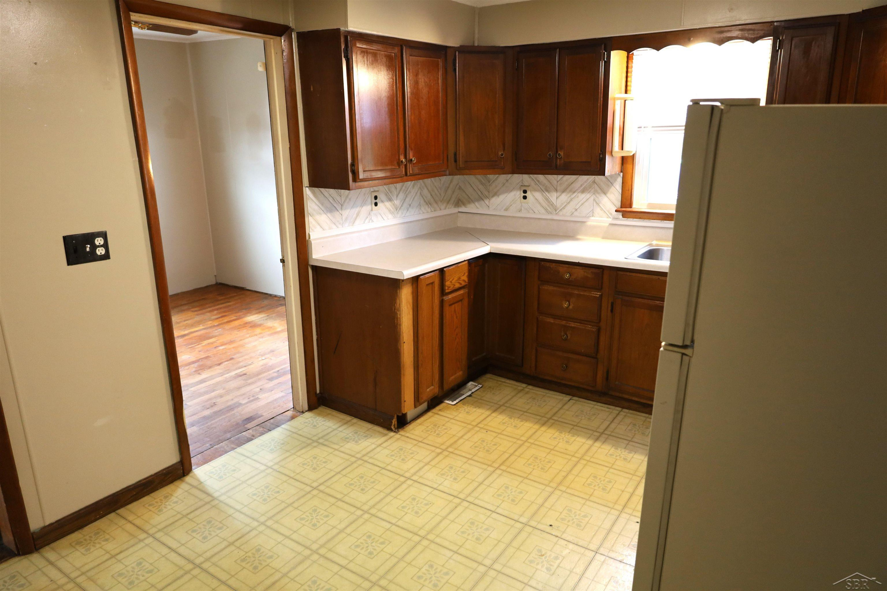 1261 Houlihan Road, Saginaw, MI 48601 — Photo 8