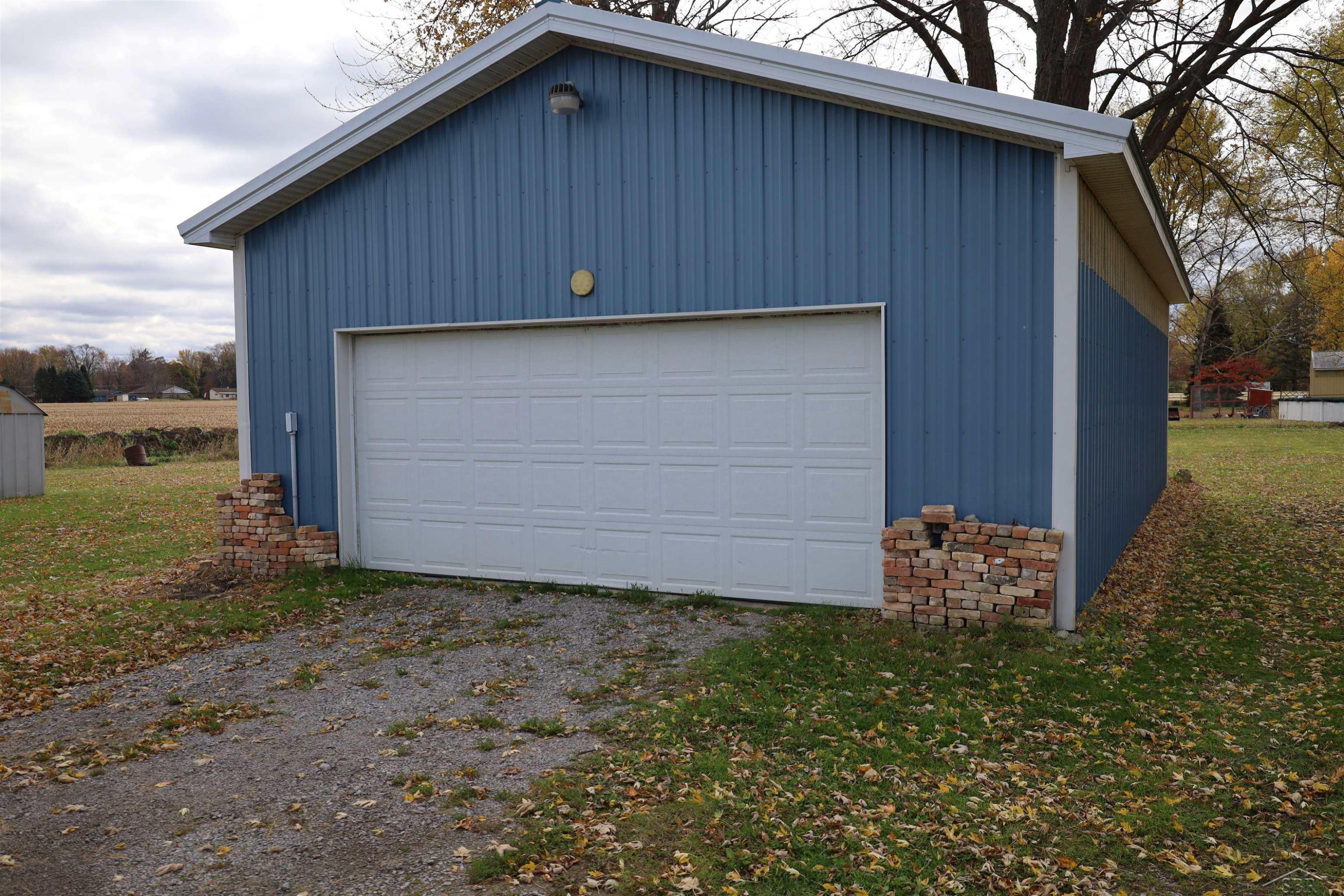 1261 Houlihan Road, Saginaw, MI 48601 — Photo 10