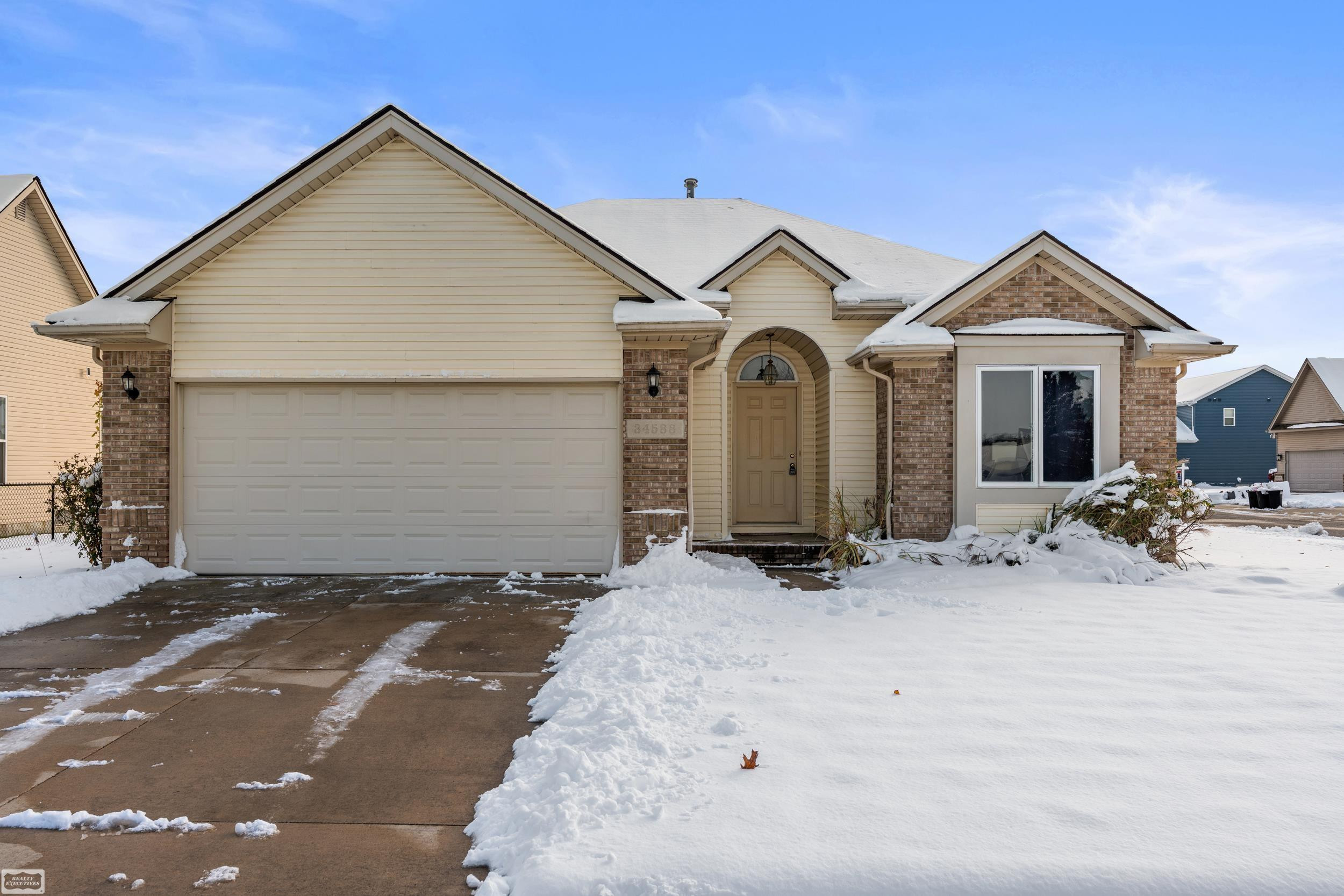 34588 Magnolia Lane, Richmond, MI 48062 — front exterior